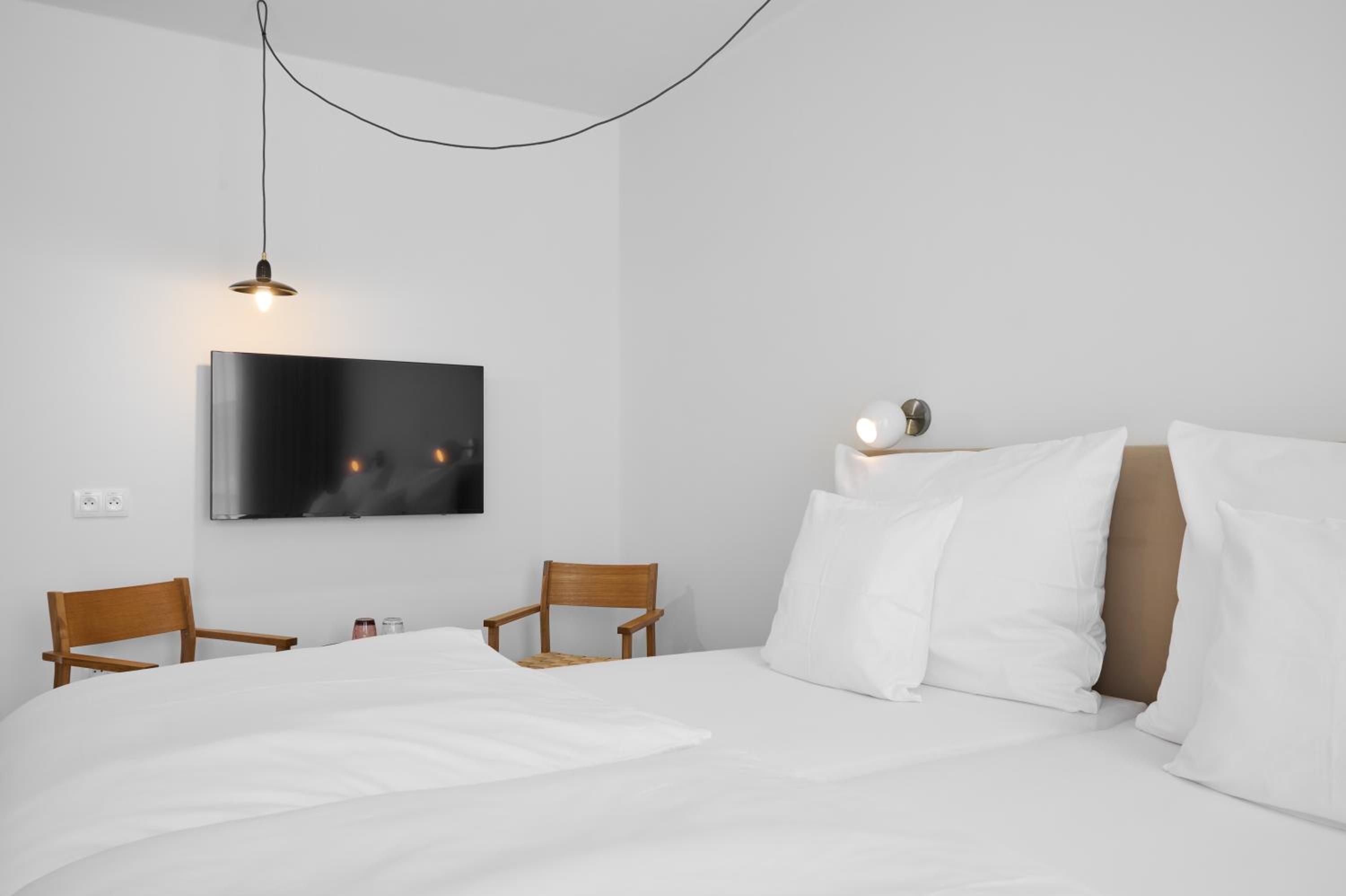 Superior Double or Twin Room with Garden View - Photo 5