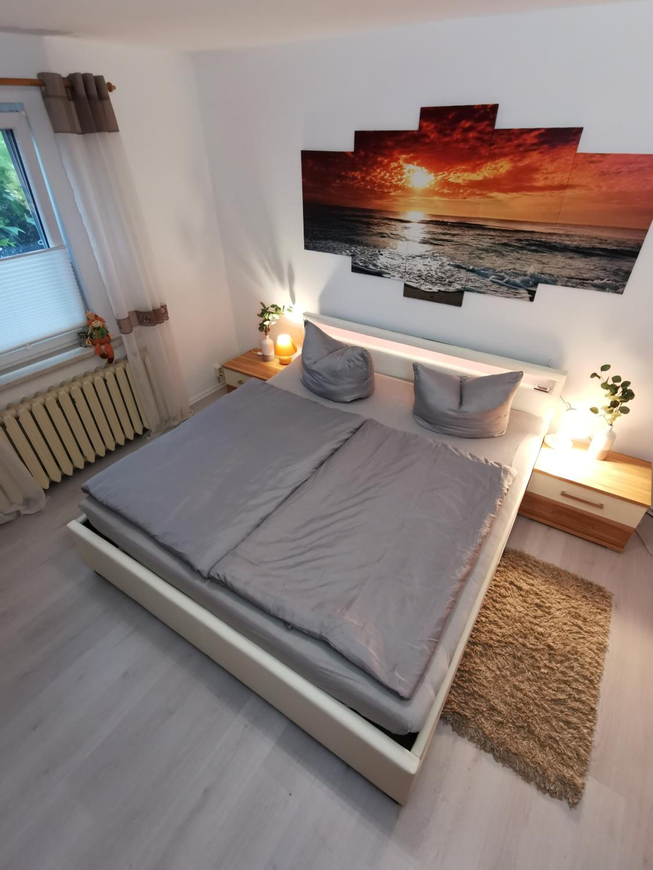 One-Bedroom Apartment photo 1