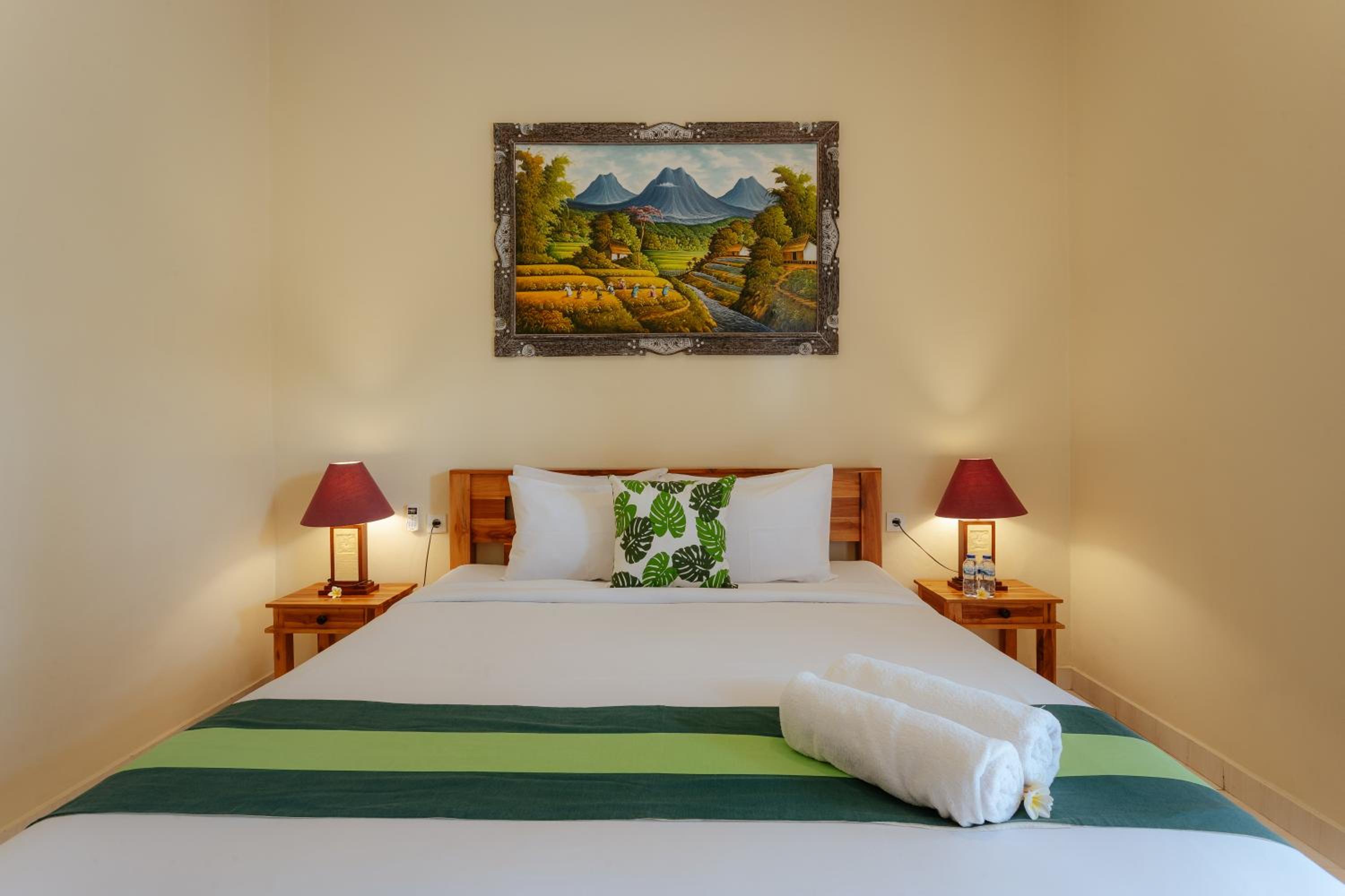 Double Room with Garden View - Photo 5