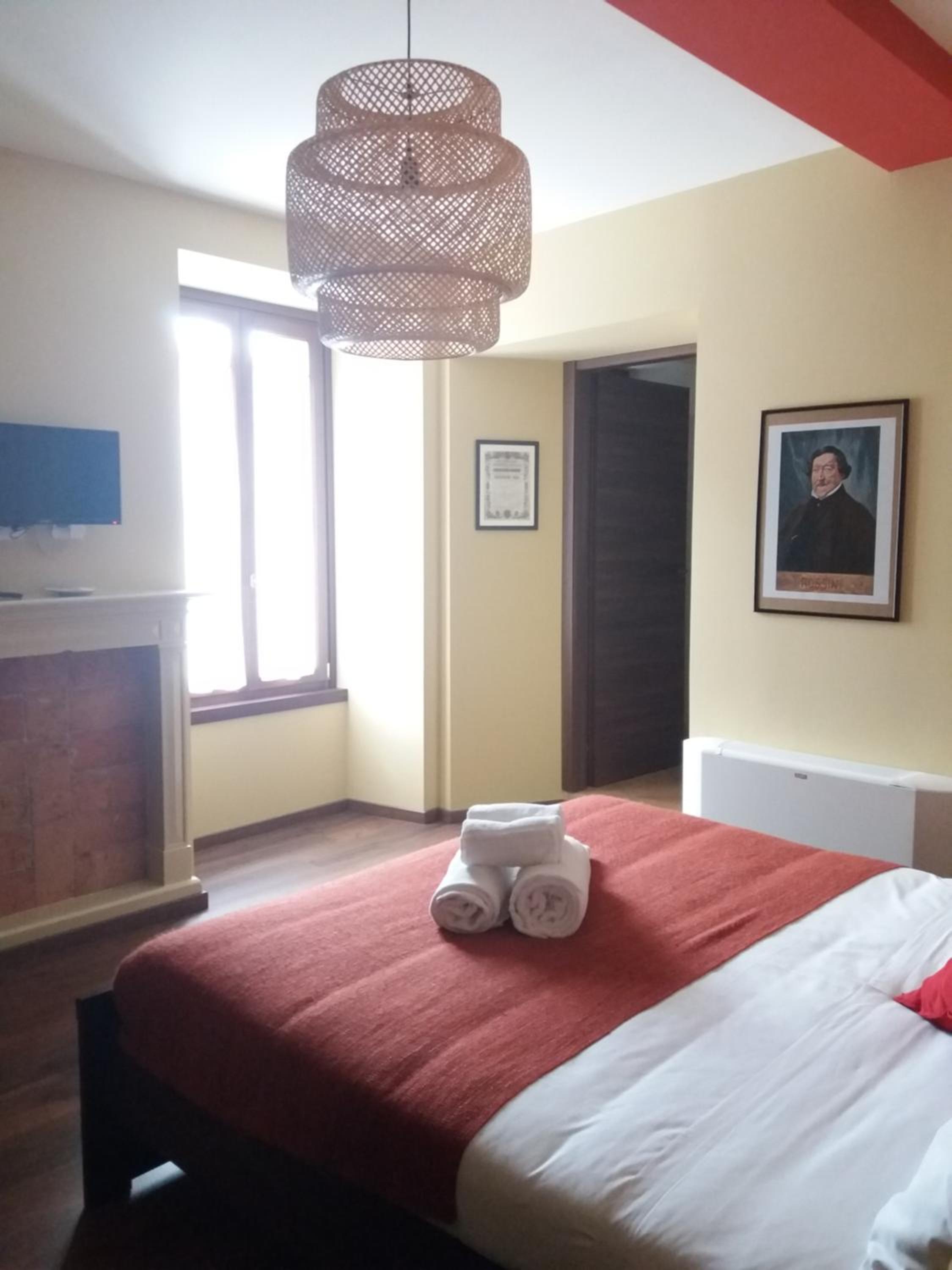 Large Double Room photo 1