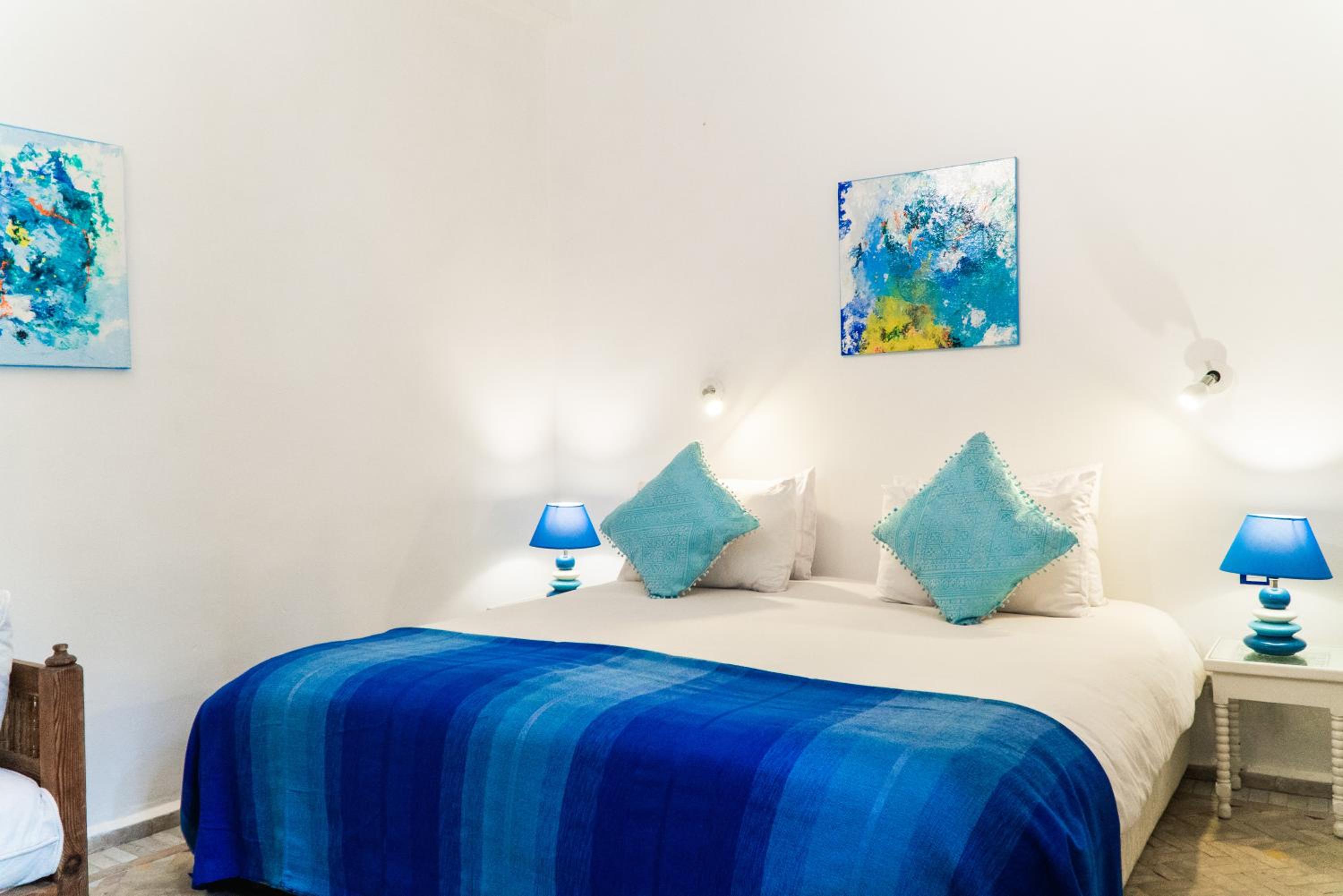 Standard Double or Twin Room - Photo 3