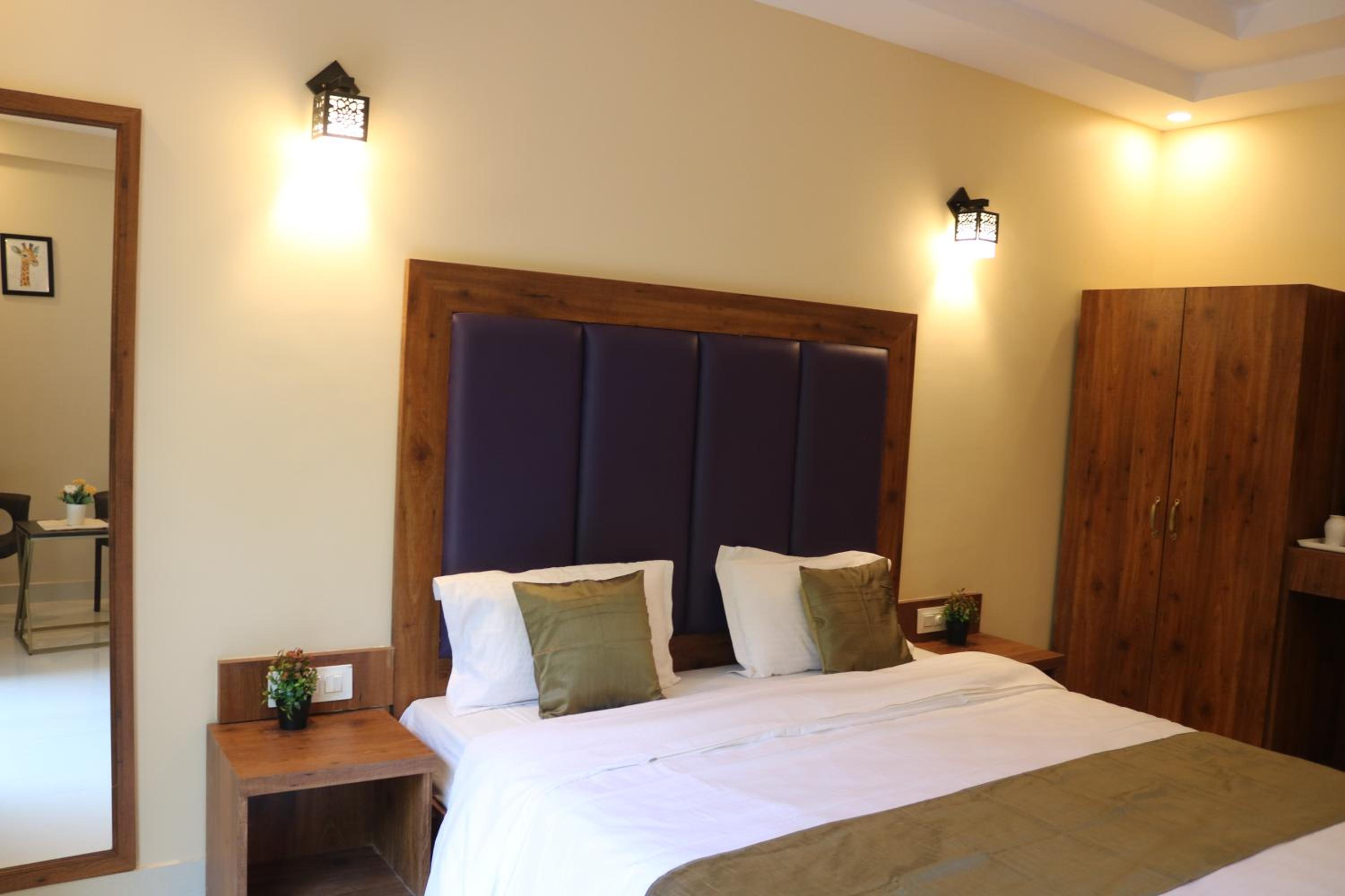 Superior Double Room - Photo 1