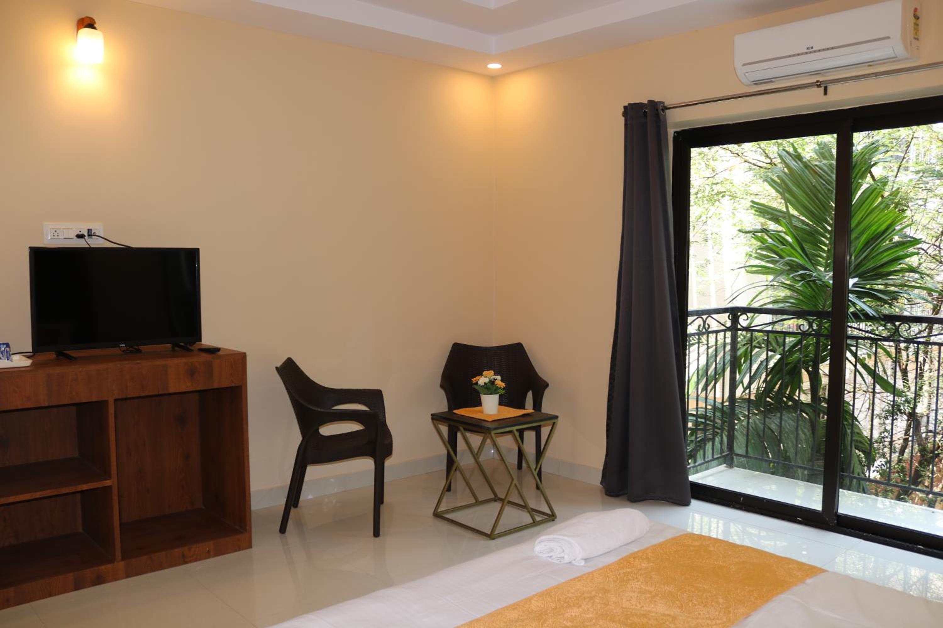 Deluxe Double Room - Photo 1