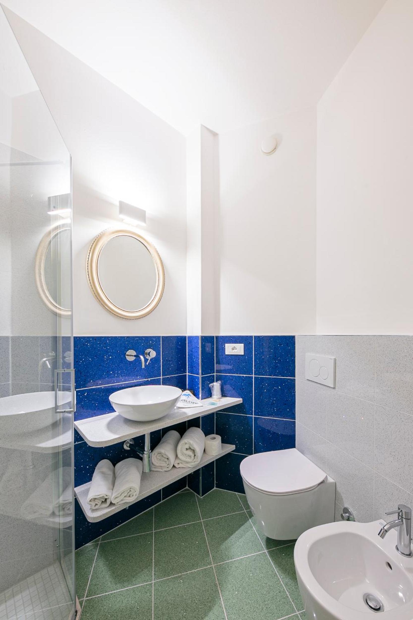 Standard Double Room - Photo 6