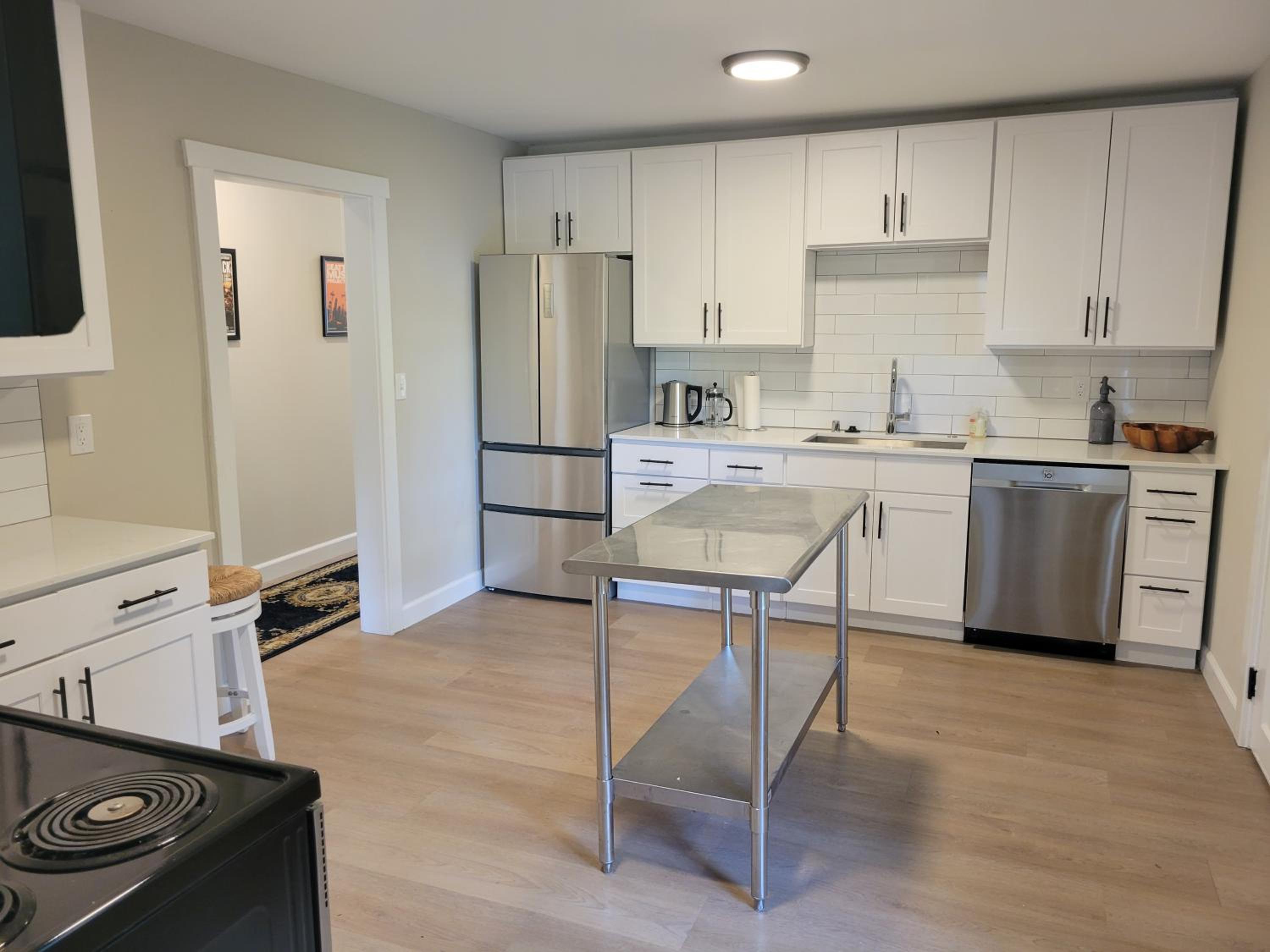Three-Bedroom House photo 2