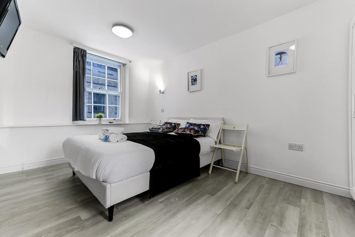 Apartment photo 1