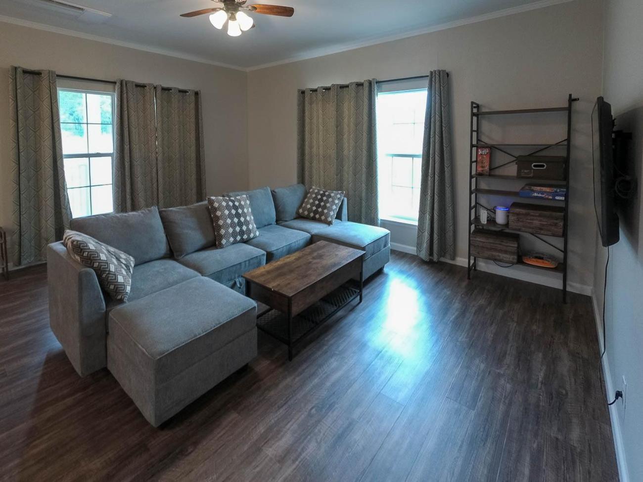Three-Bedroom House photo 1
