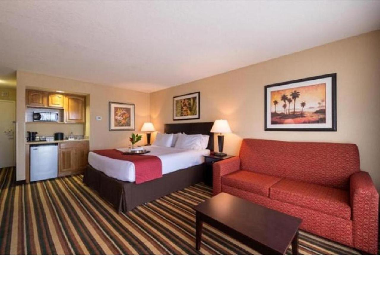 Premium King Room with Sofa Bed