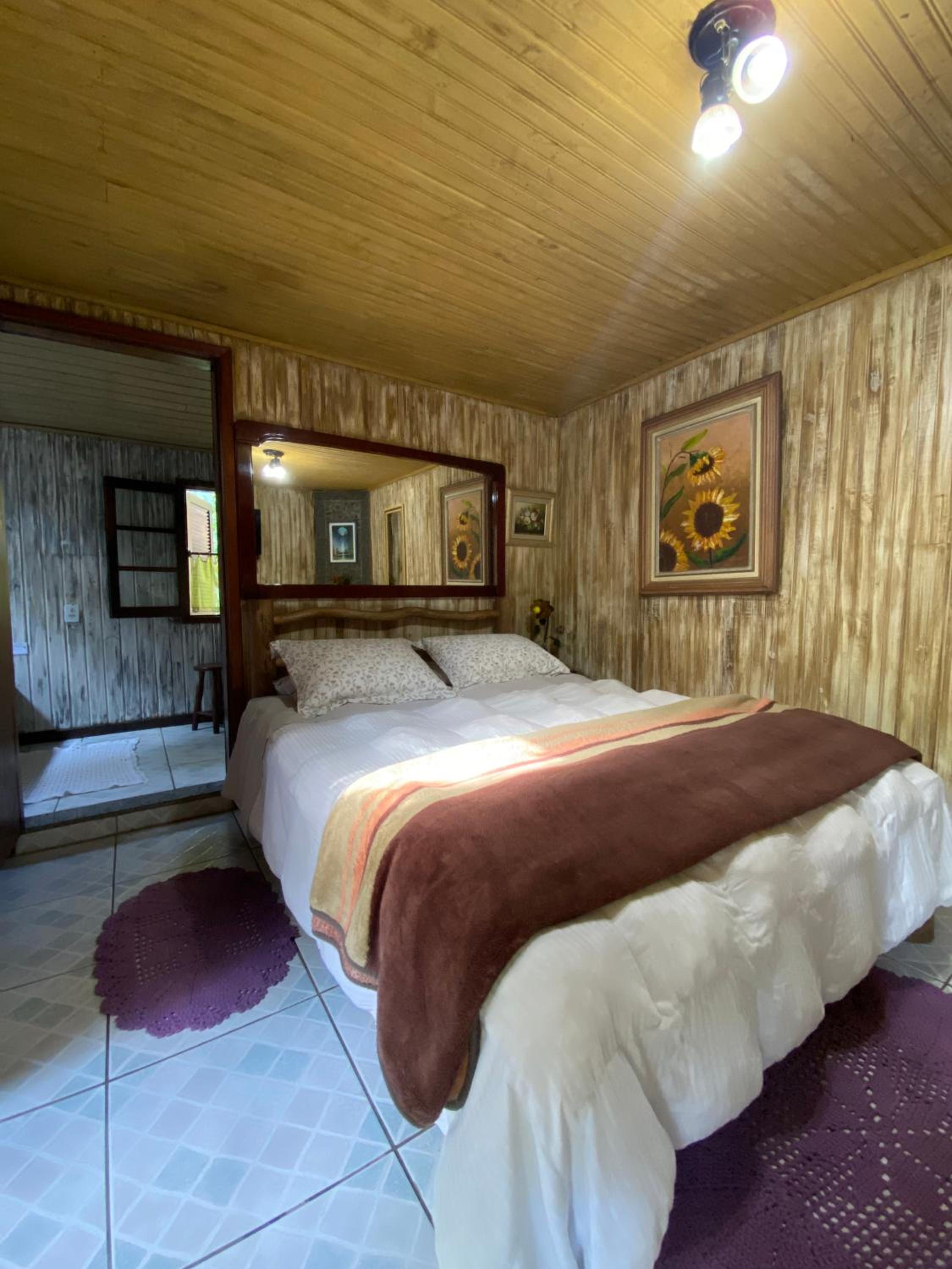 Chalet River with Spa Bath photo 1