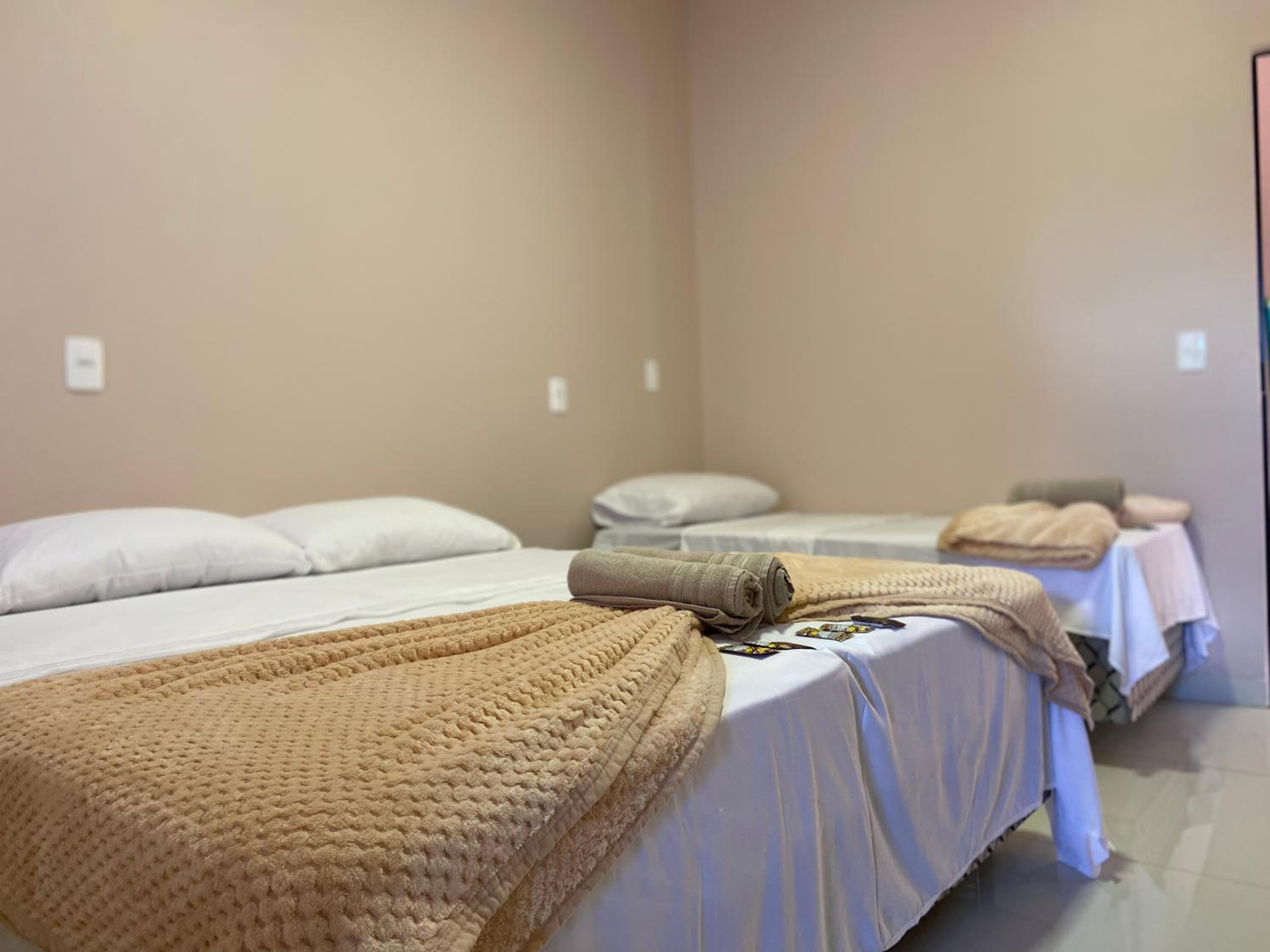Standard Triple Room - Photo 1