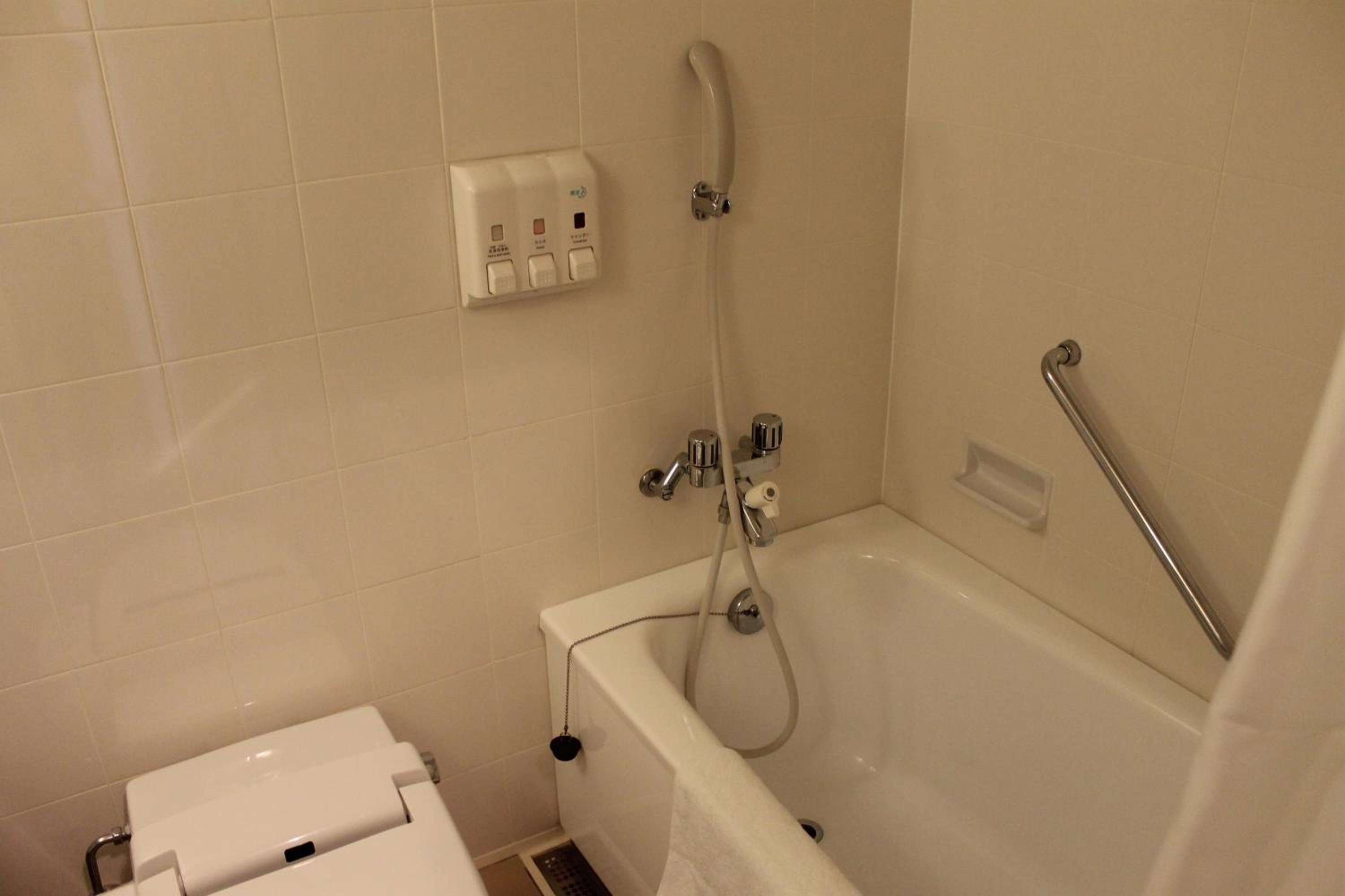 Standard Twin Room photo 3