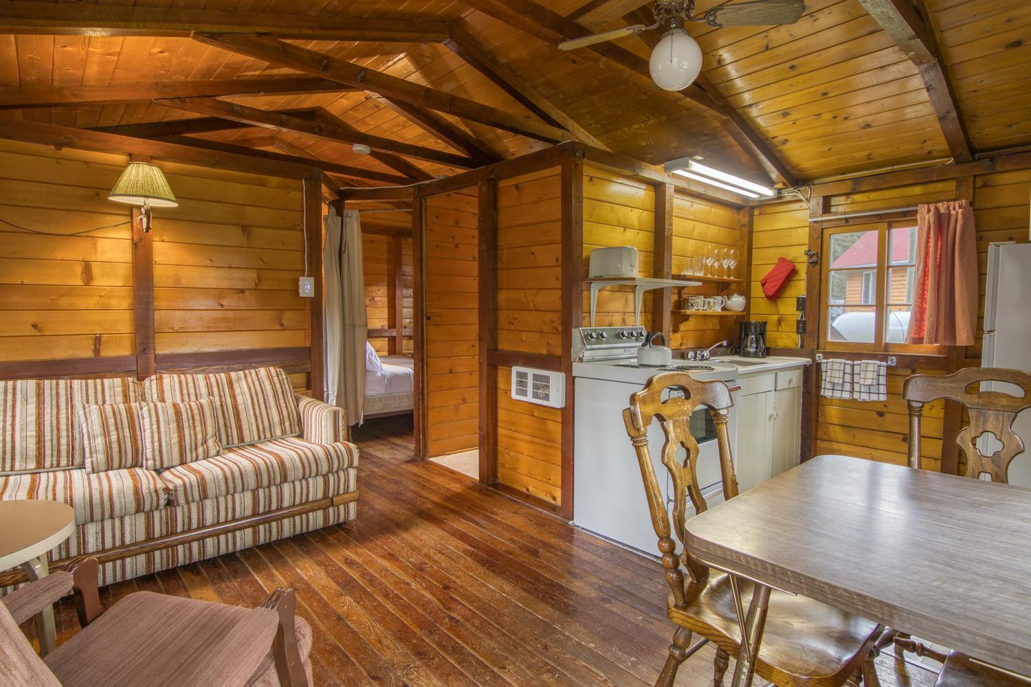 Two-Bedroom Cottage - 5 photo 2