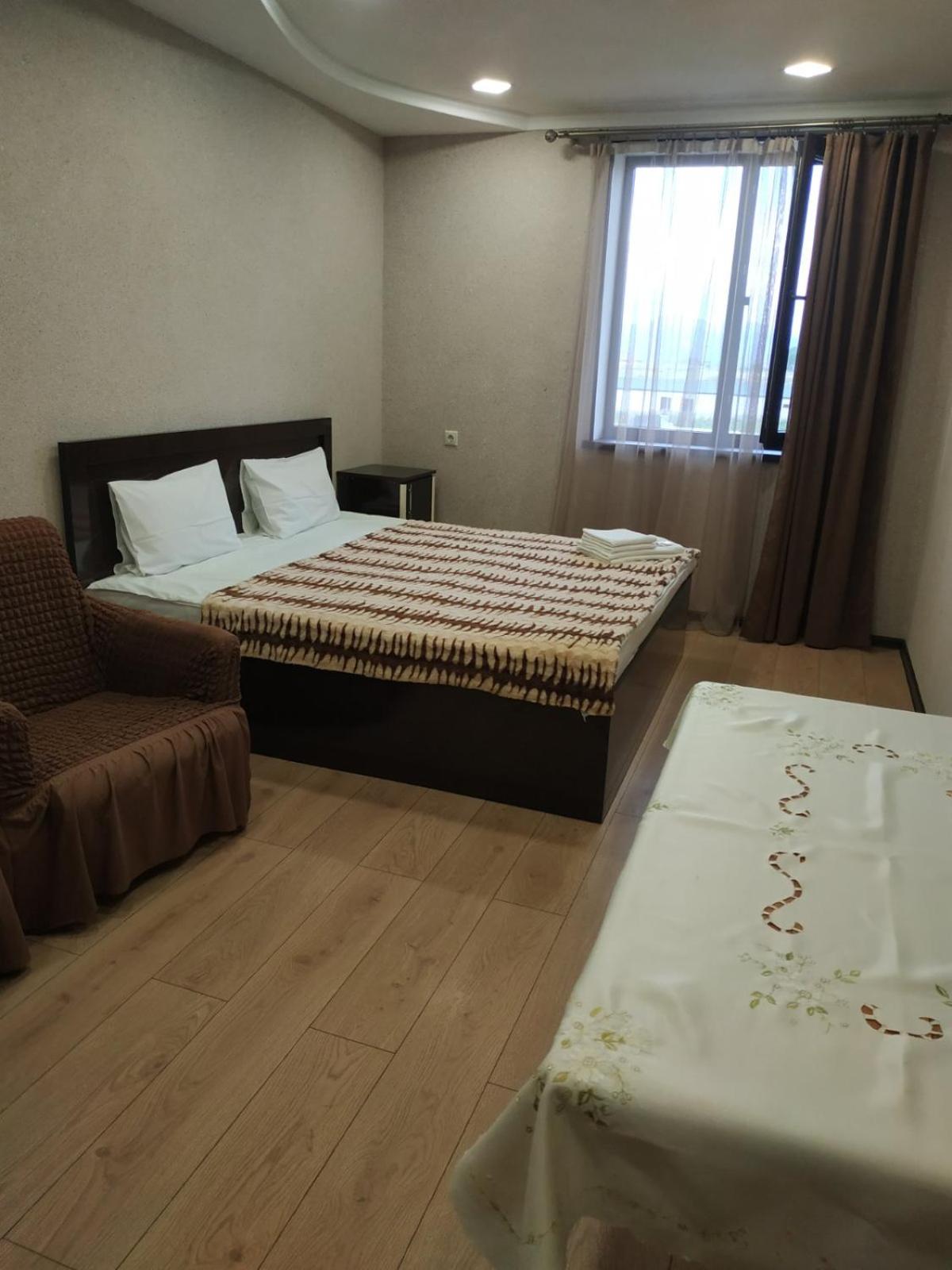 Budget Double Room photo 2