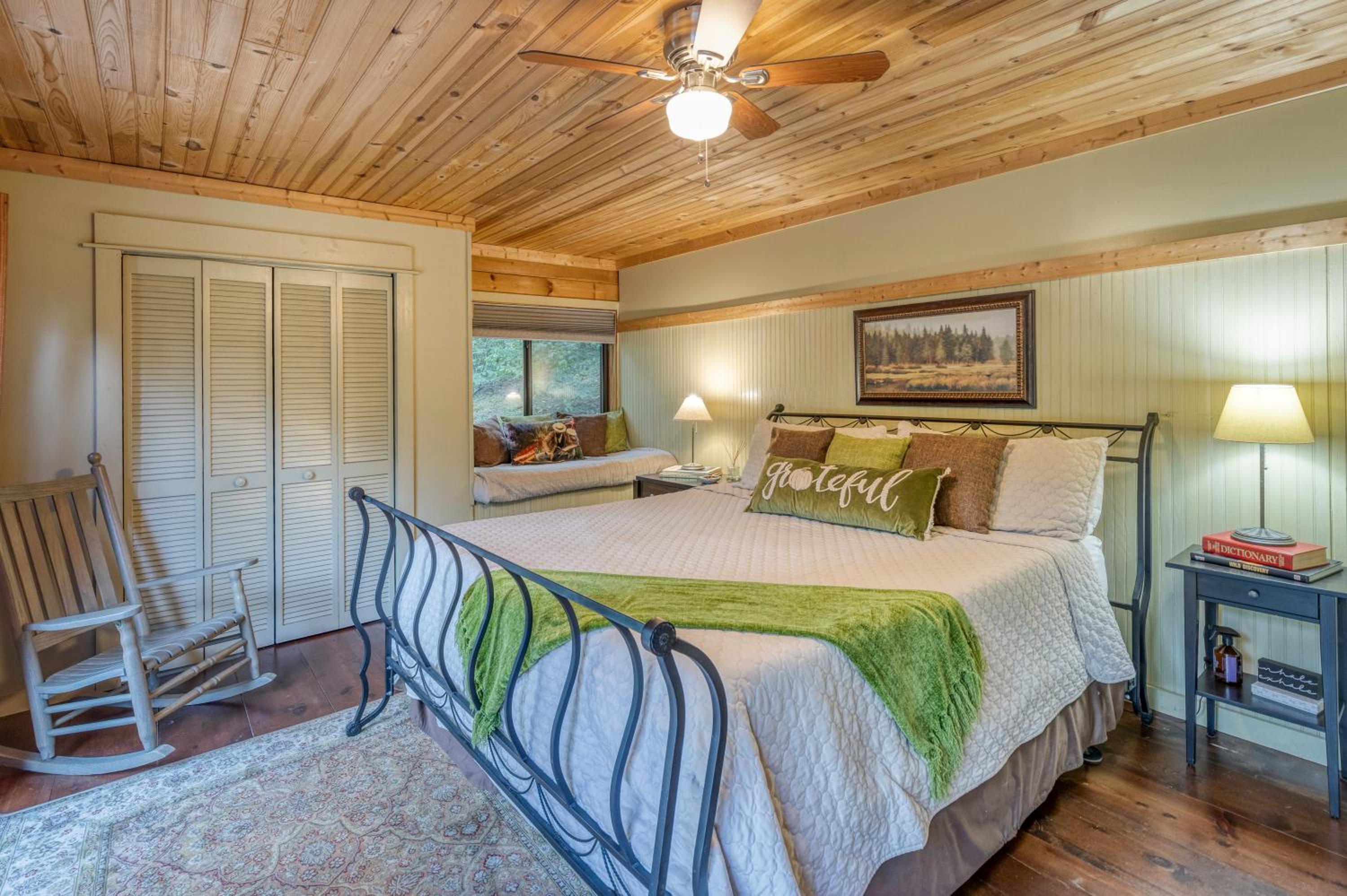 Two-Bedroom House photo 1