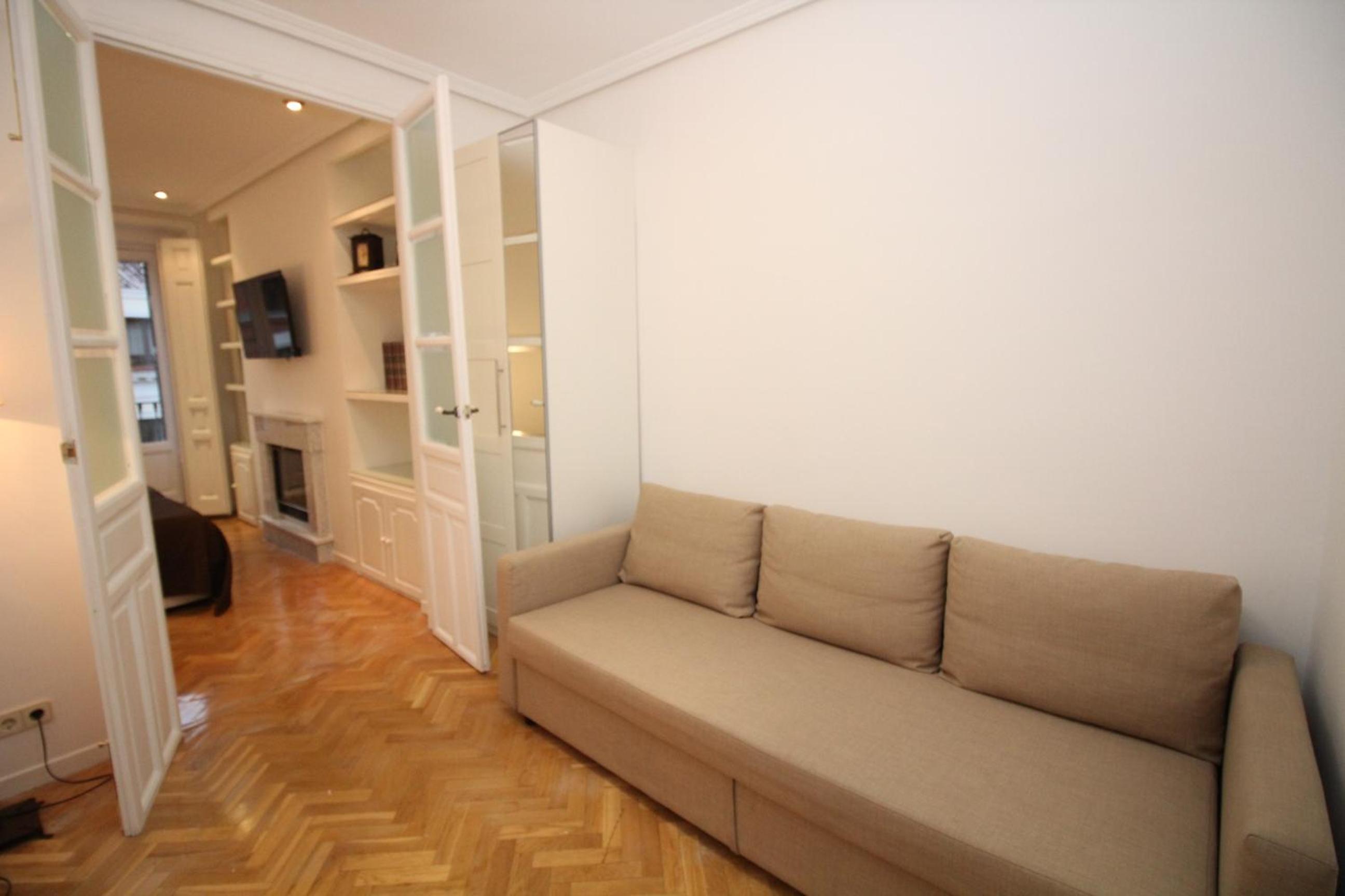 Quadruple Room with Balcony photo 2
