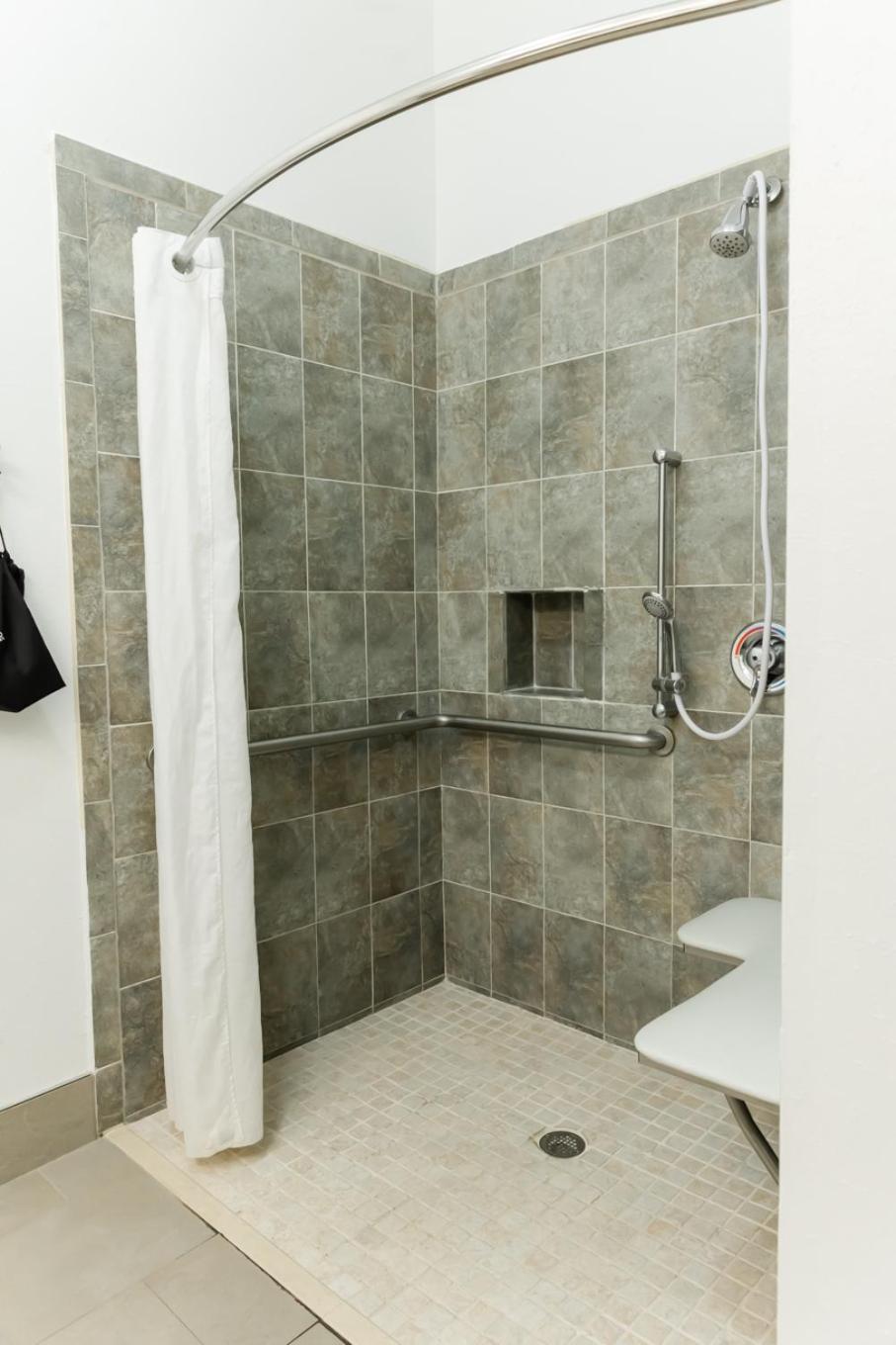 Standard King Room with Roll-In Shower - Disability Access Non Smoking
