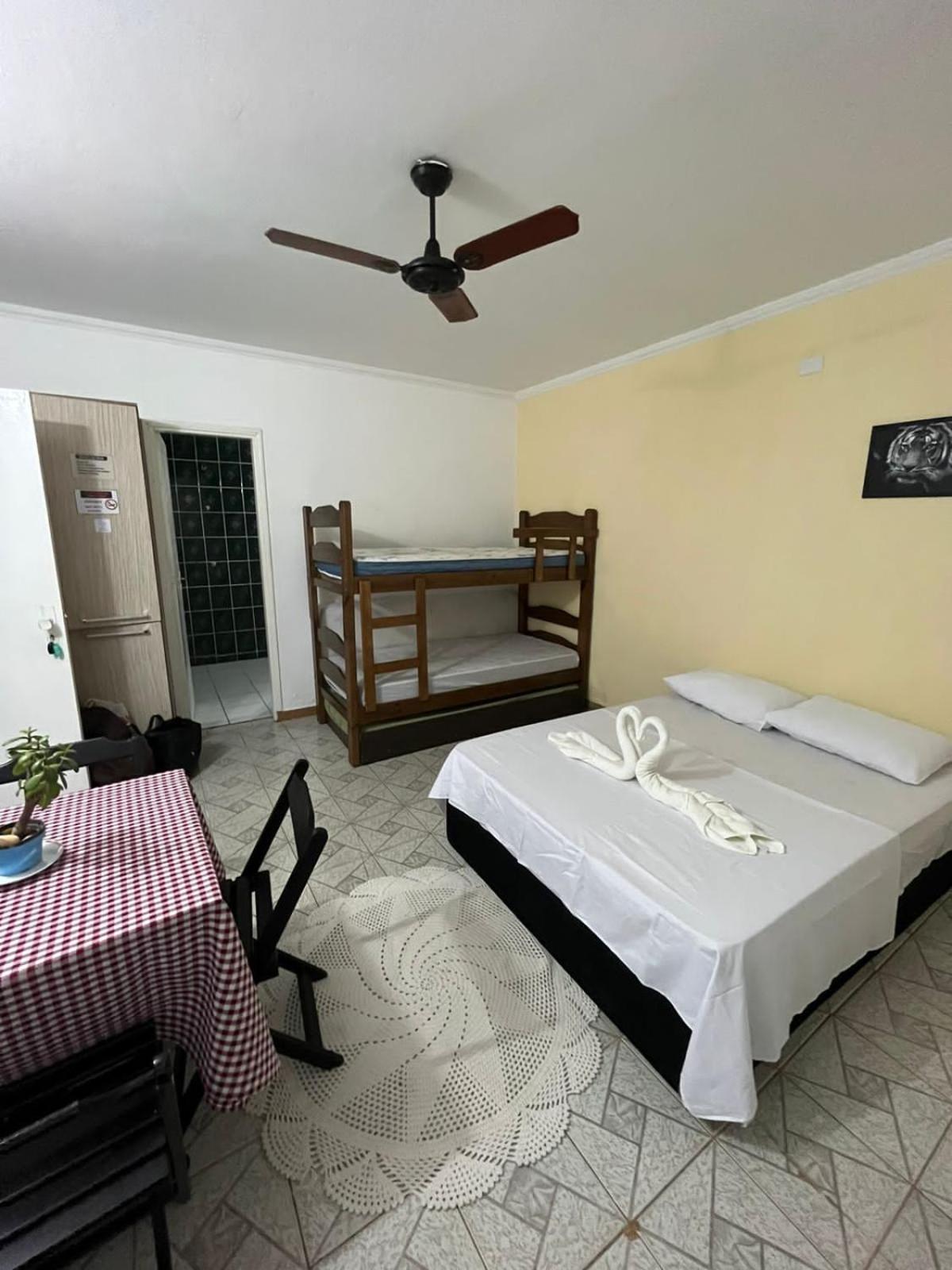 Large Double Or Twin Room photo 2