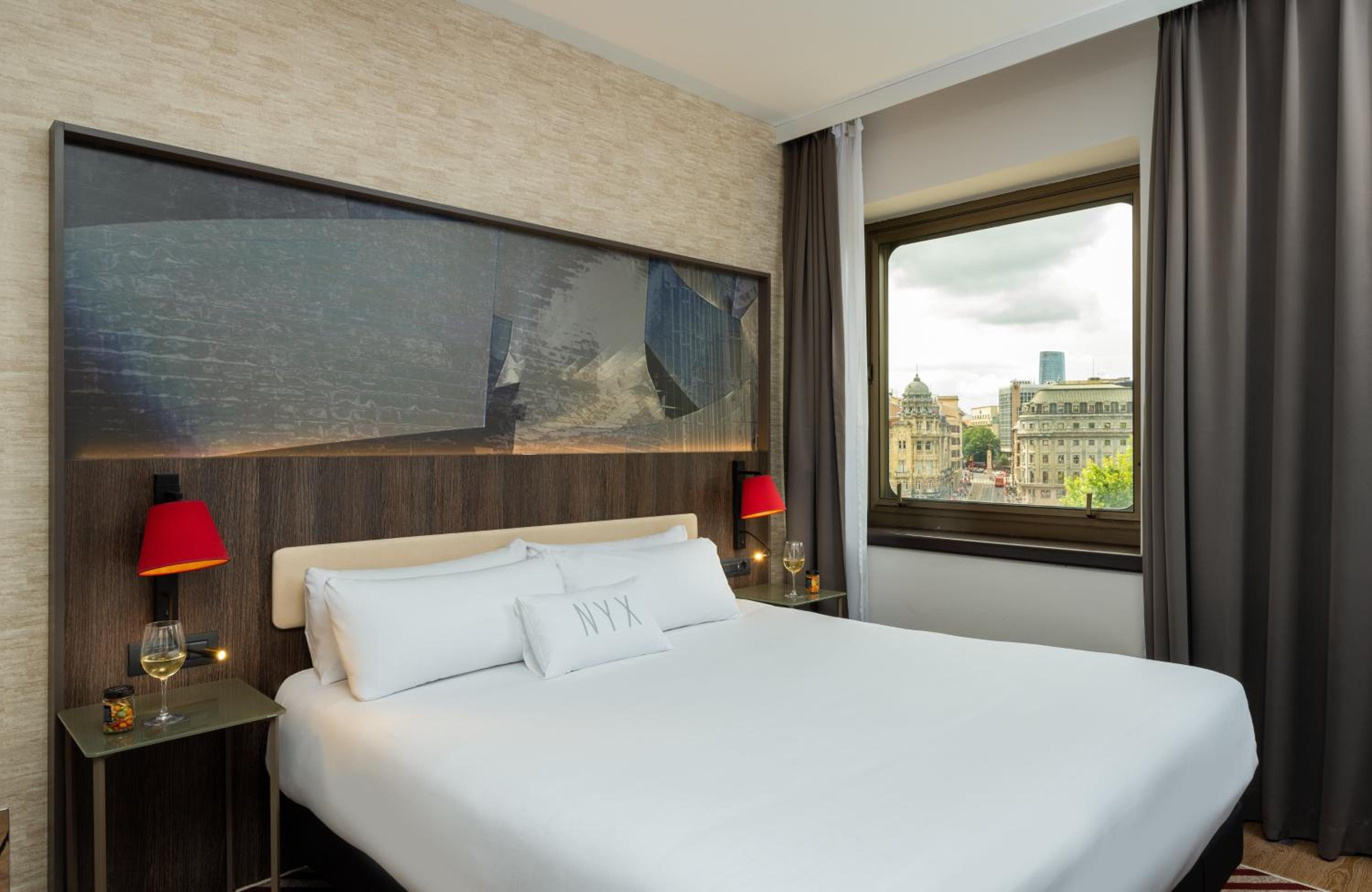 Superior Double or Twin Room thumbnail 6