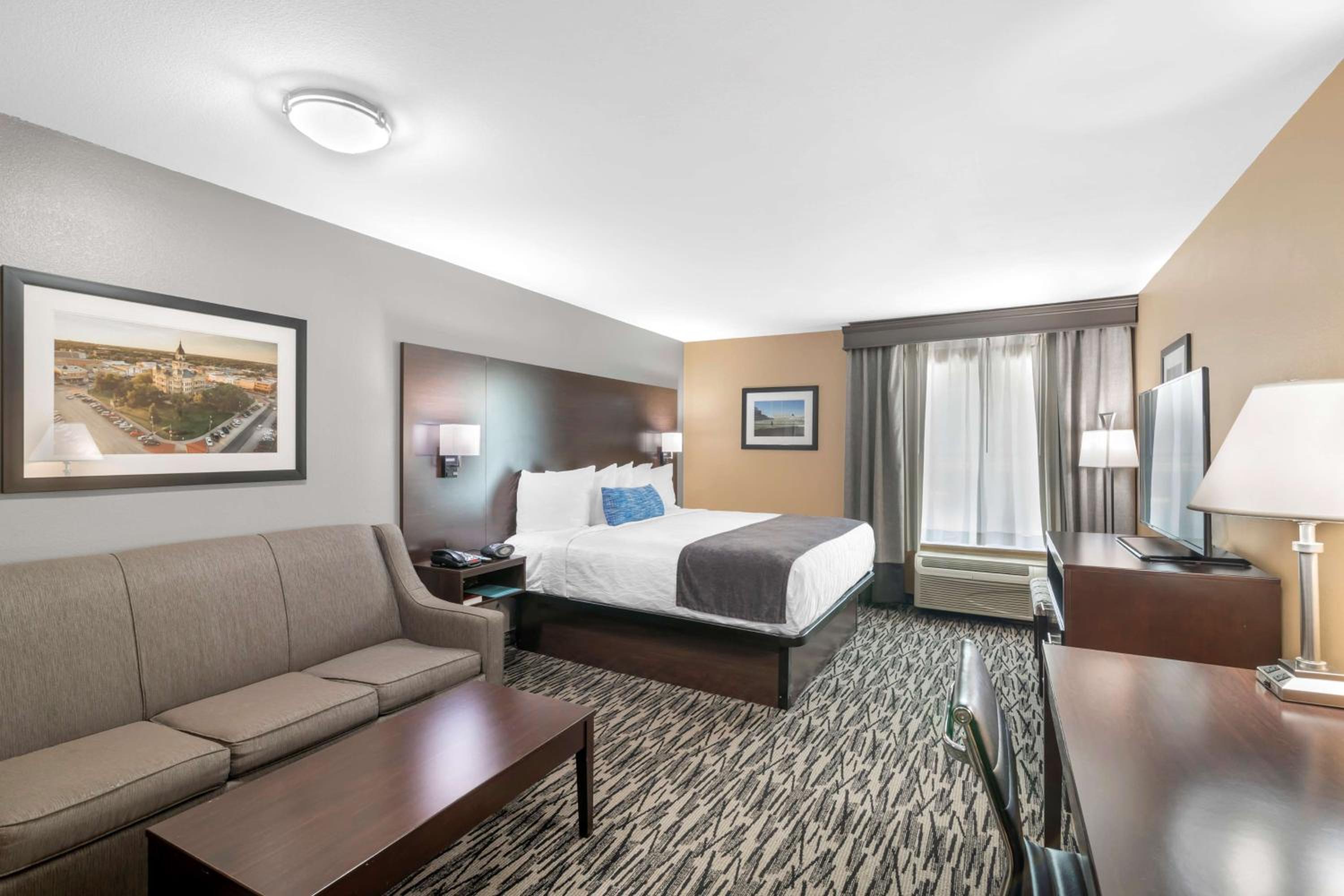 King Room with Bathtub - Disability Access/Non-Smoking photo 1