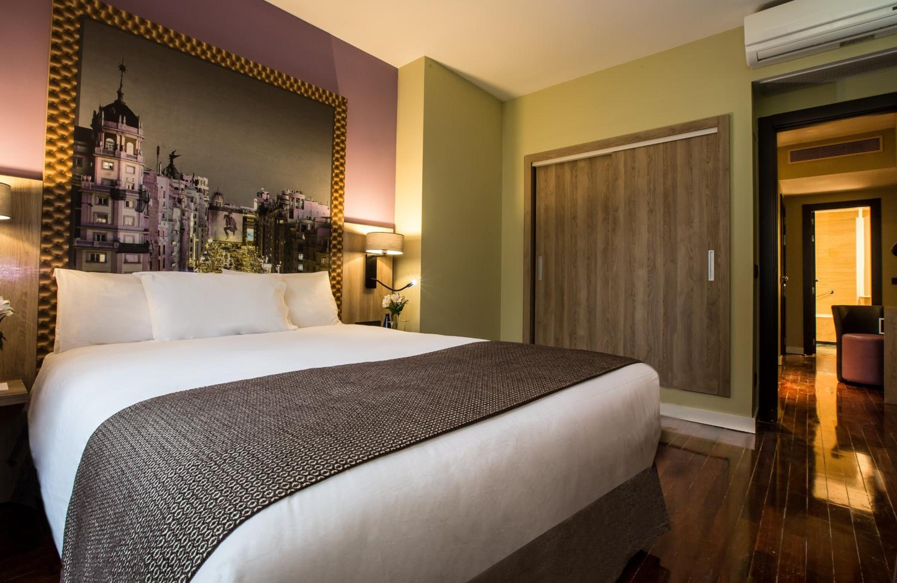 Deluxe Double Room - Photo 2