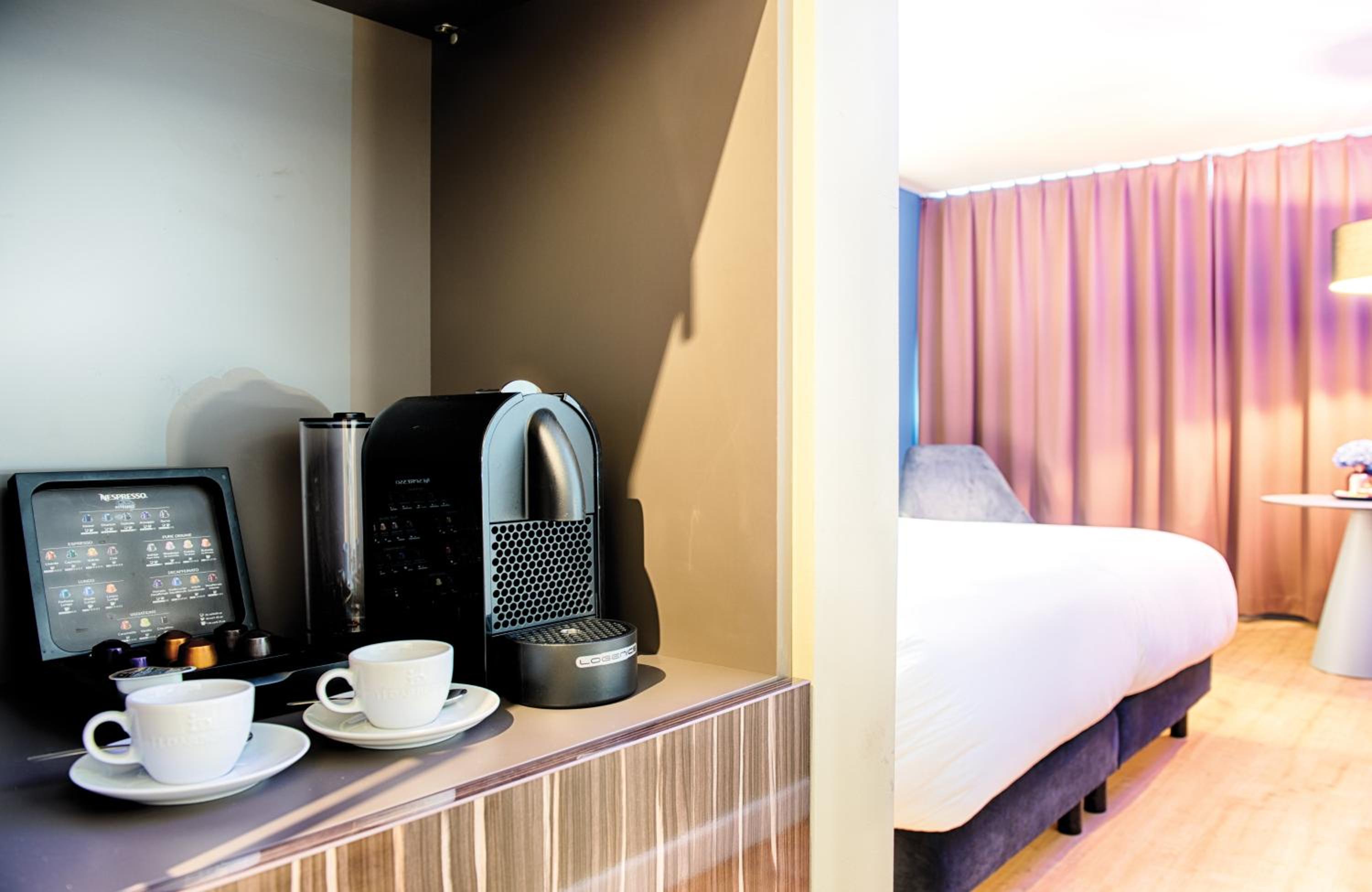 Comfort Twin Room thumbnail 5