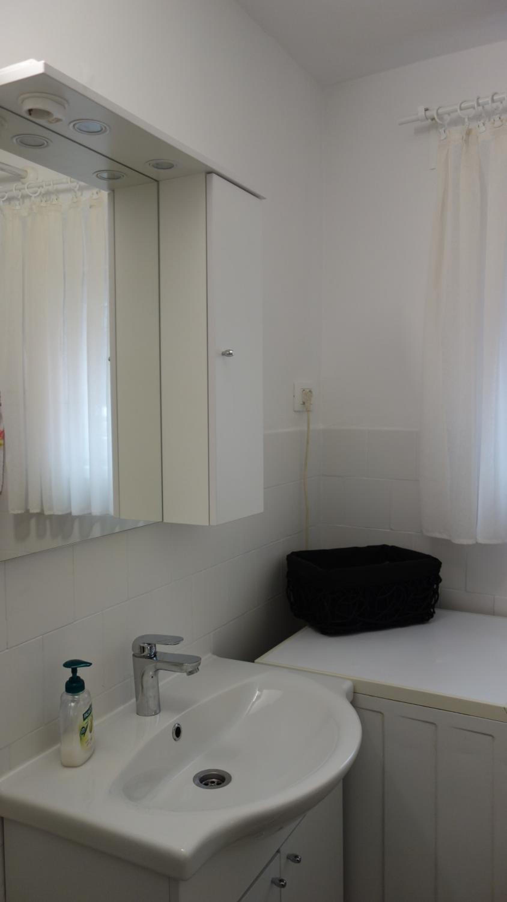 One-Bedroom Apartment - Photo 61