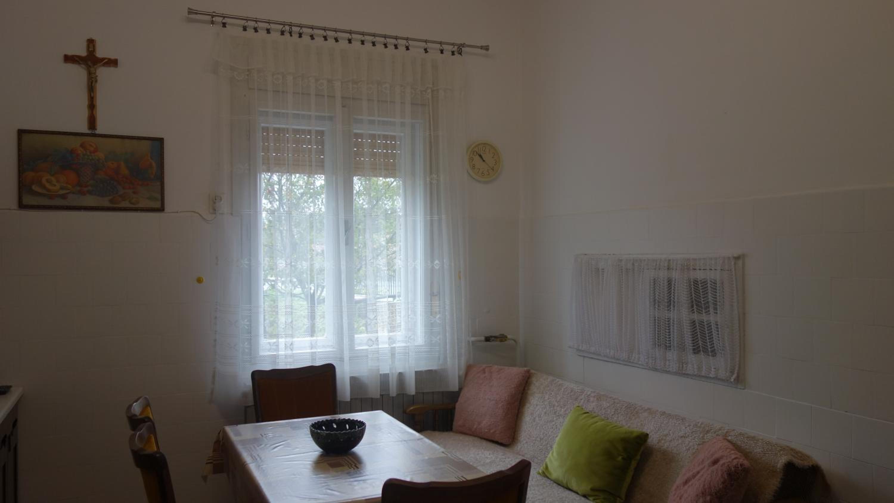 One-Bedroom Apartment - Photo 58