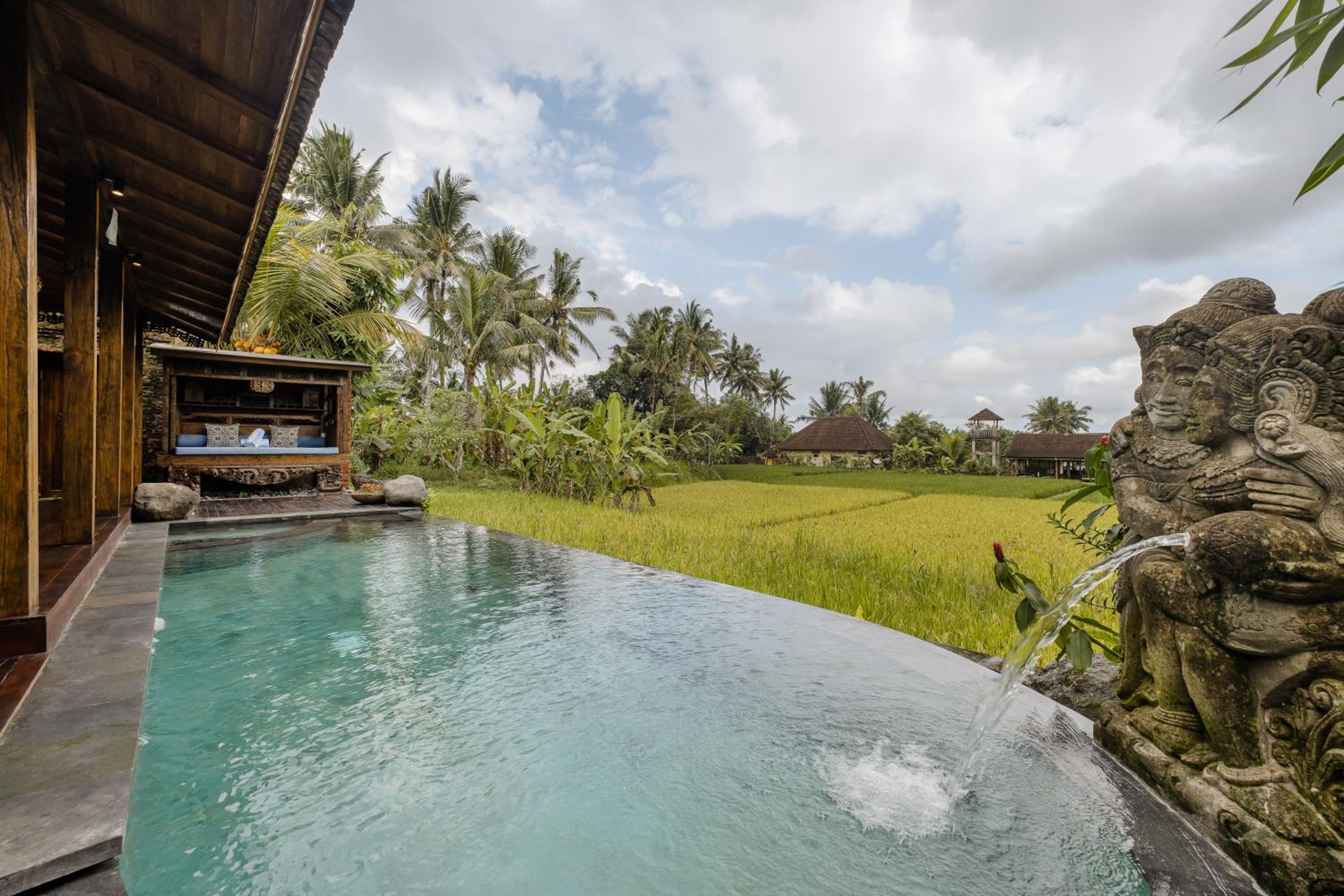 One-Bedroom Villa with Private Pool - Photo 29