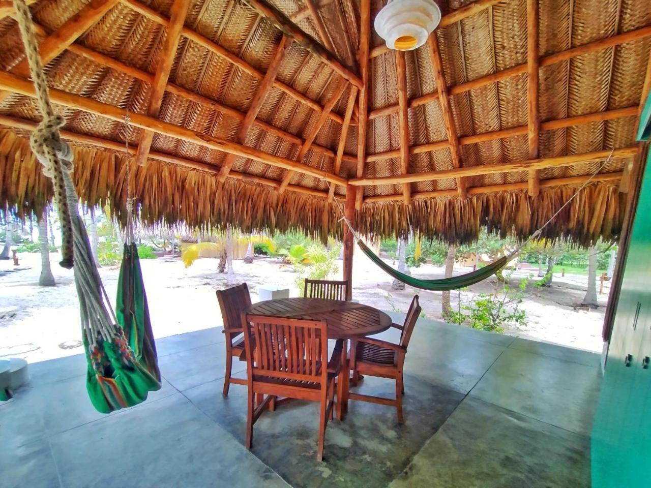 Superior Bungalow Queen - on the beach photo 3
