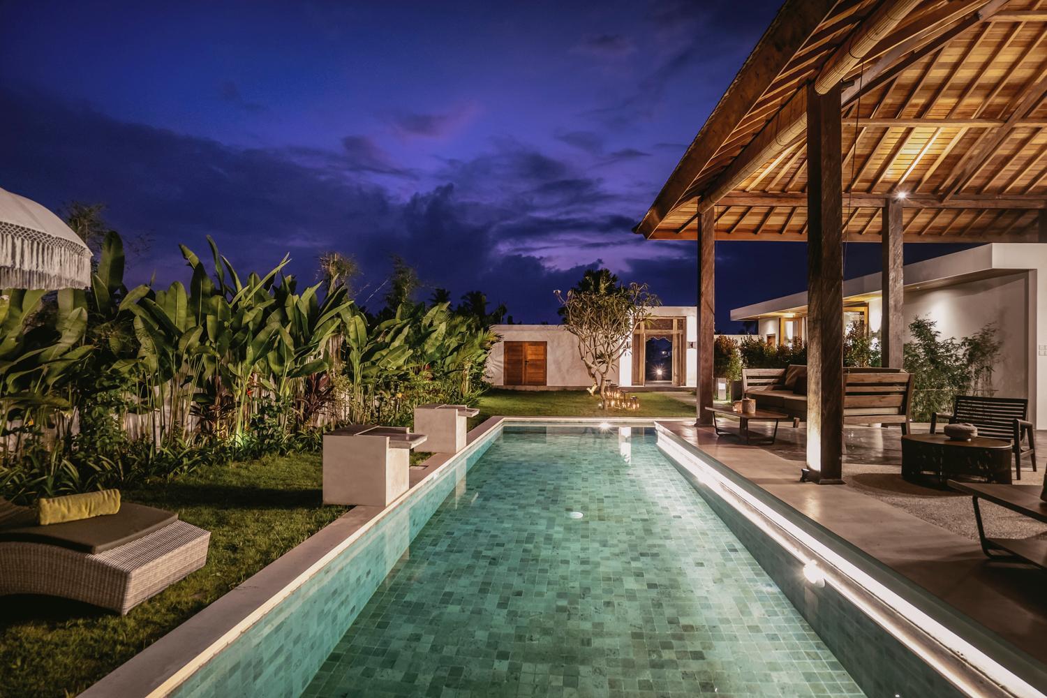 Three-Bedroom Villa - Photo 11