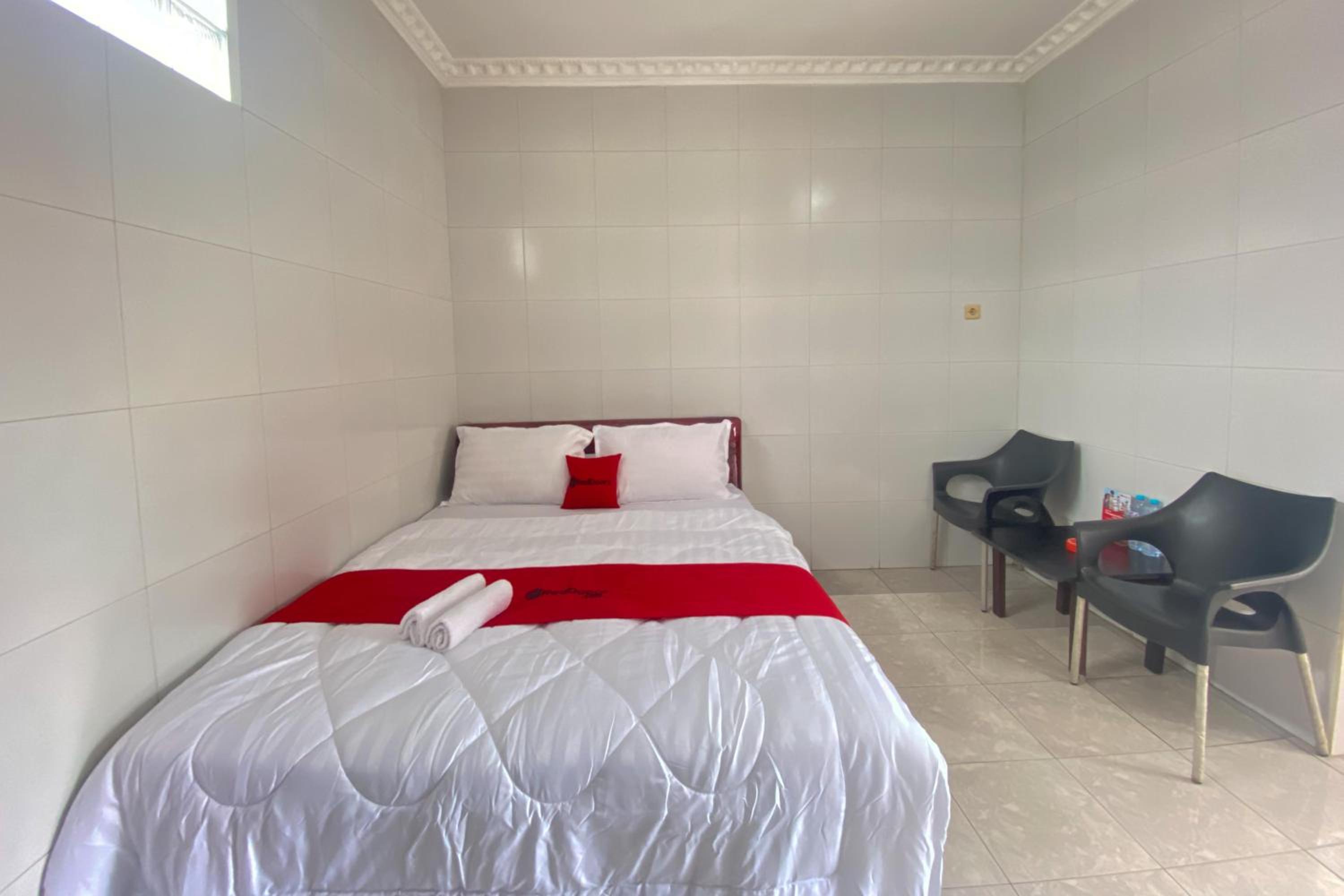 Standard Double Room - Photo 6
