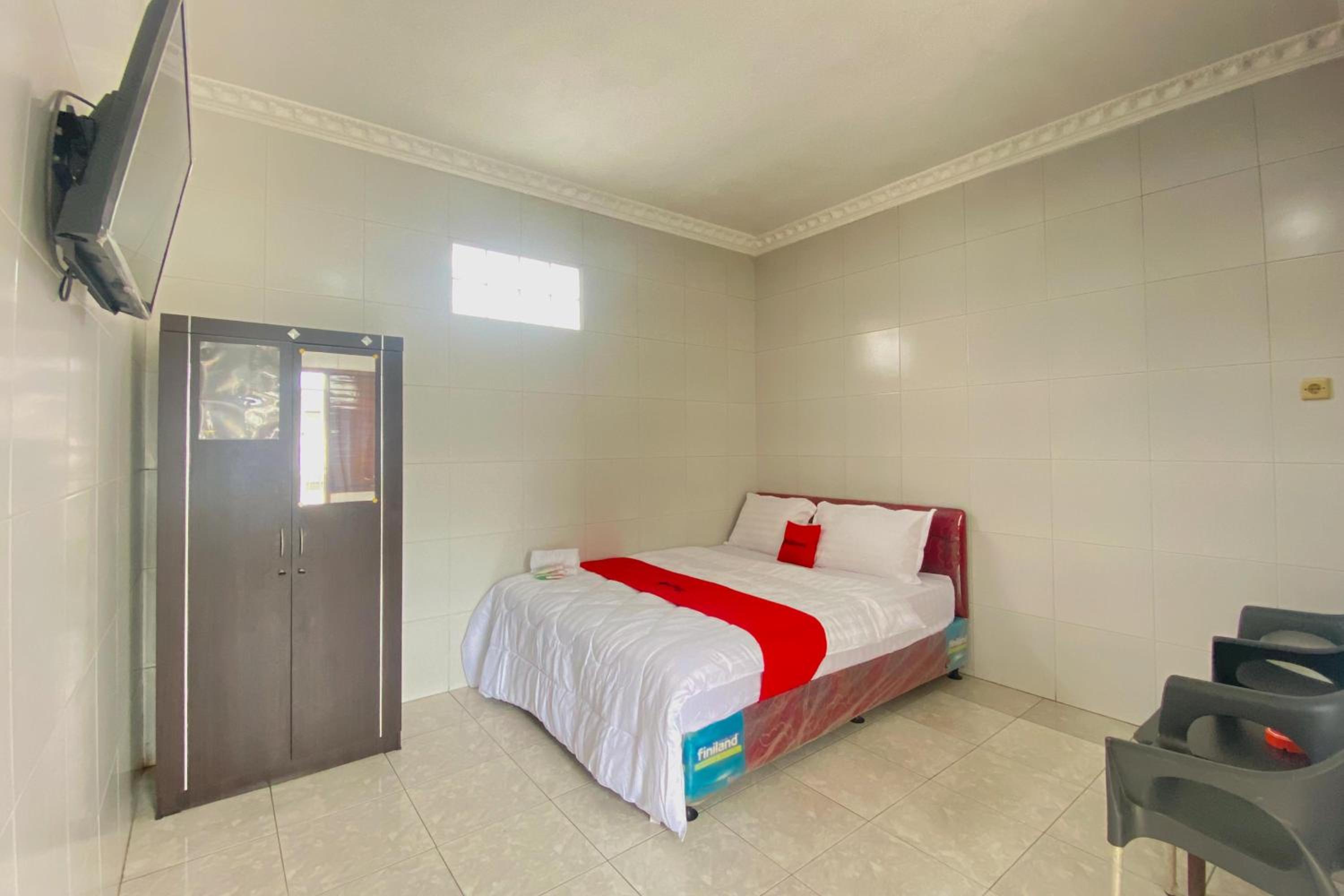 Standard Double Room - Photo 2
