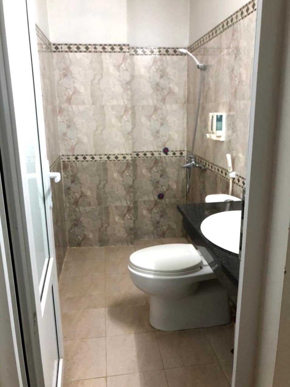 Twin Room - Photo 10