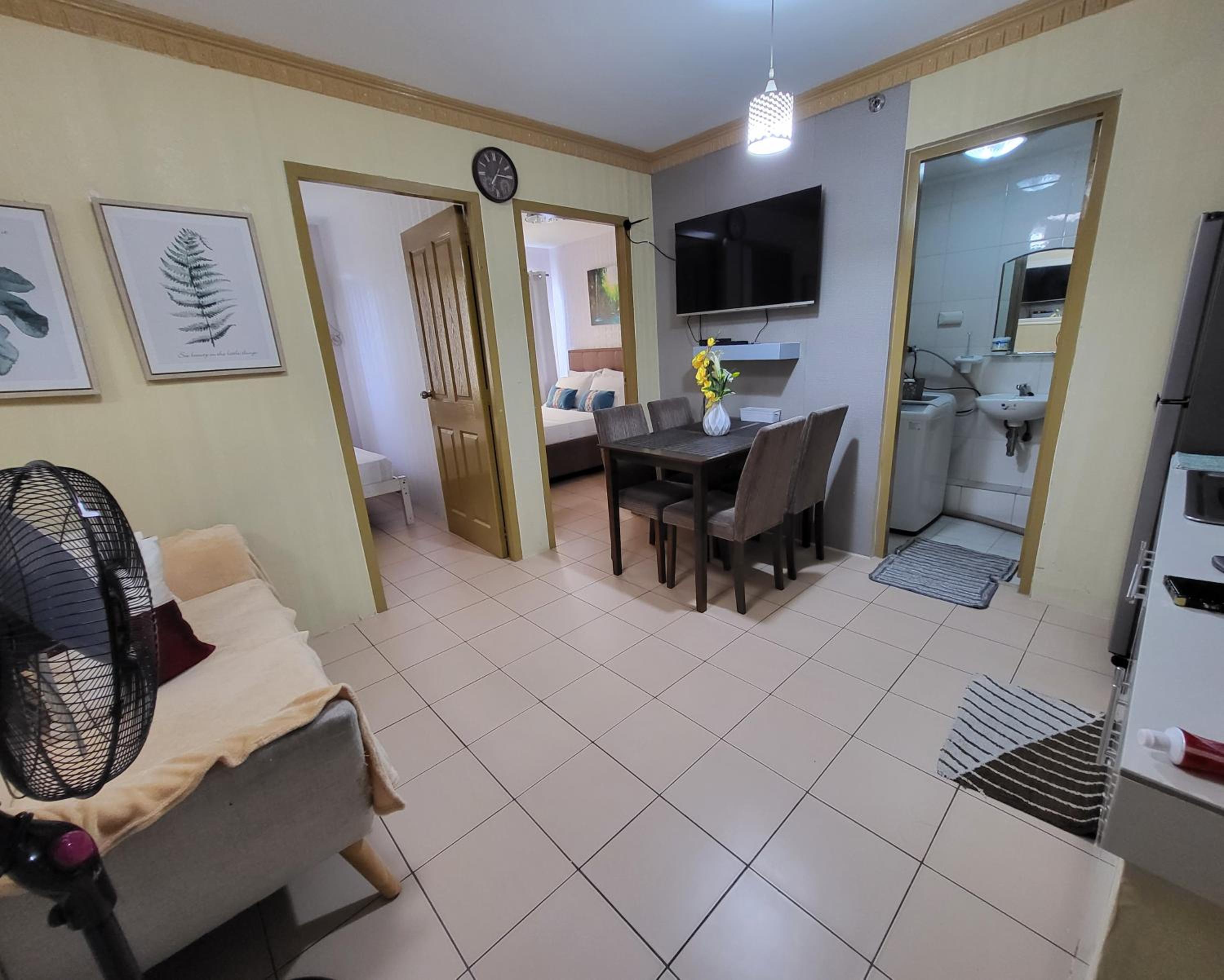Two-Bedroom Apartment - Photo 23