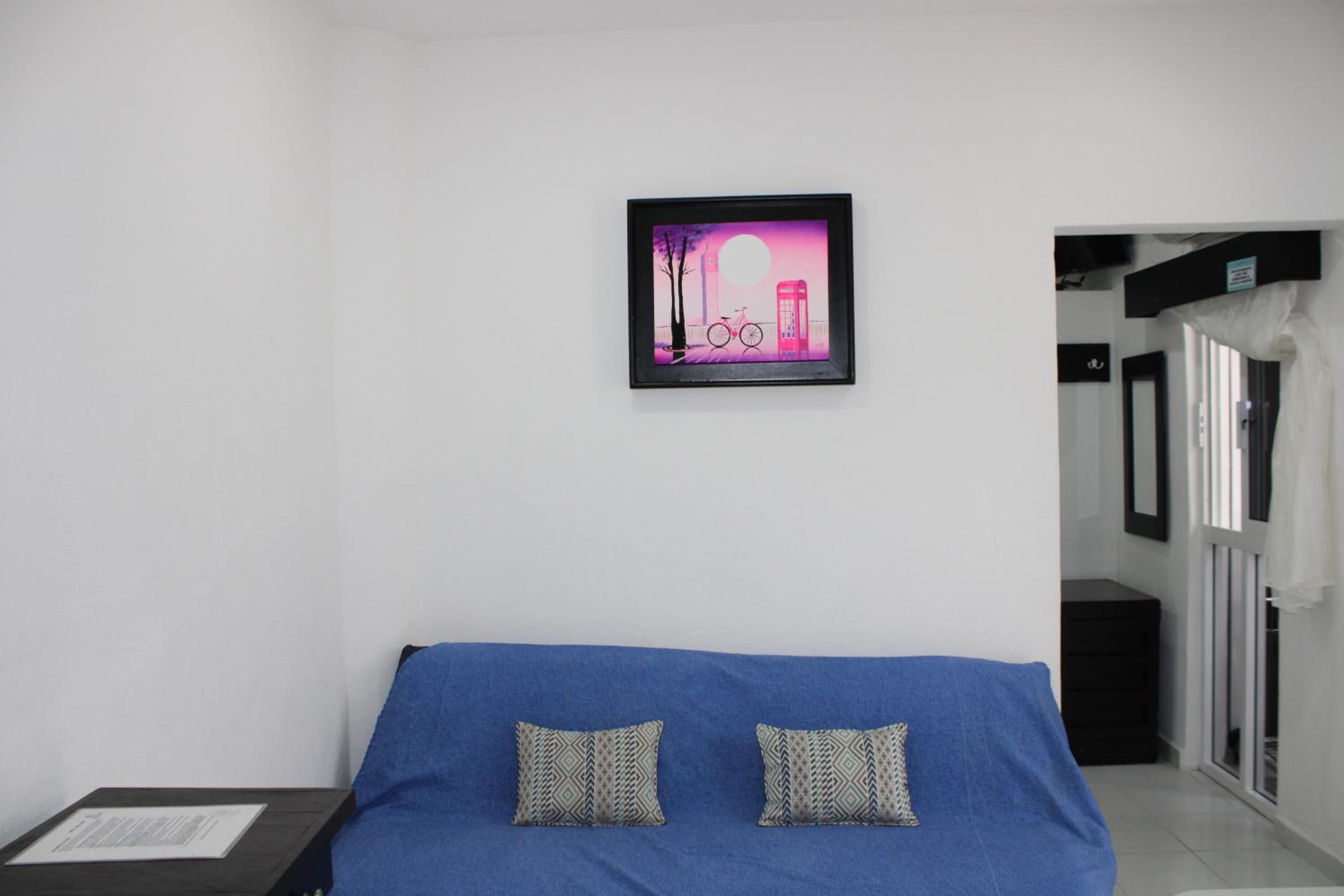 Suite - Photo 7