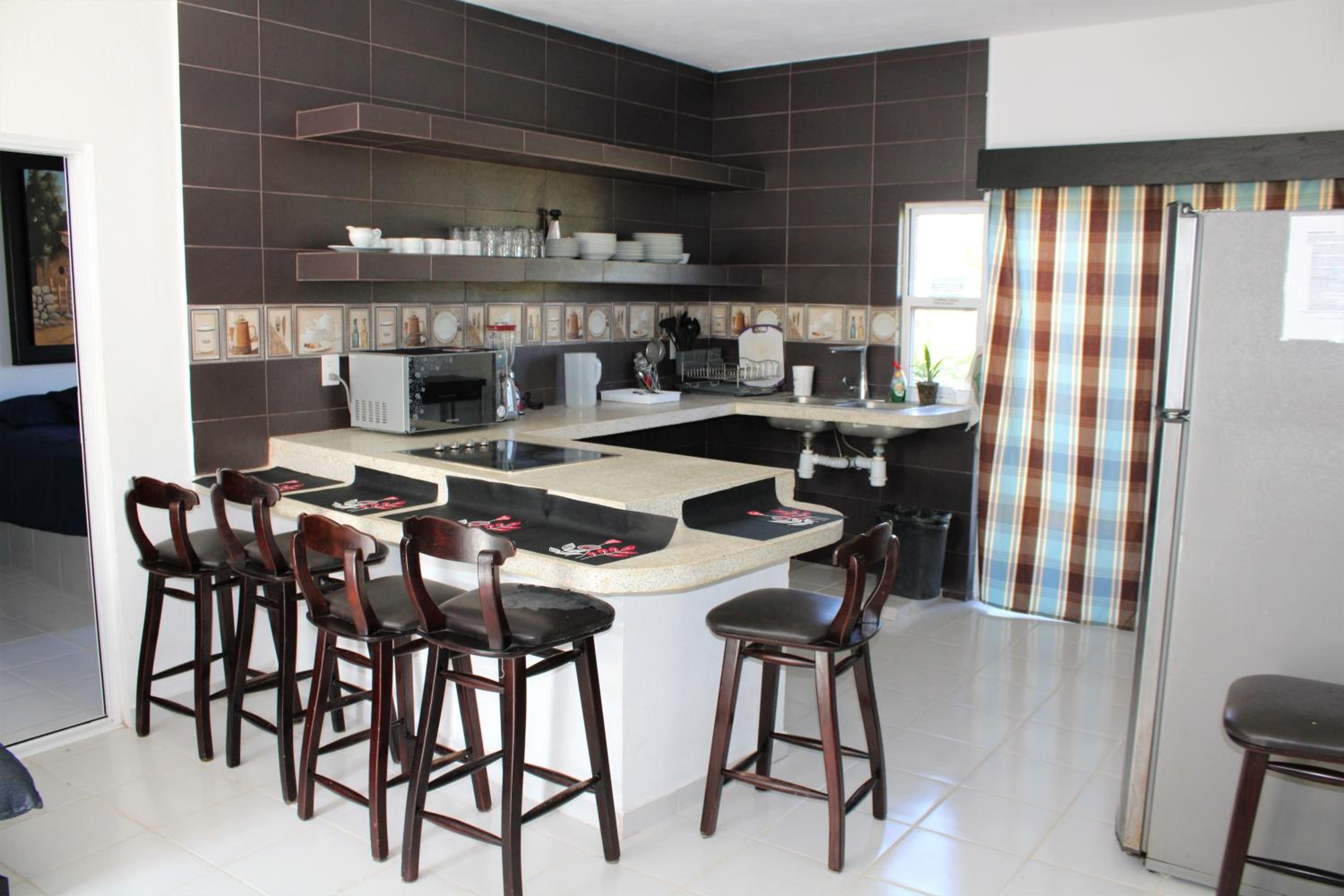 Apartment with Balcony - Photo 11