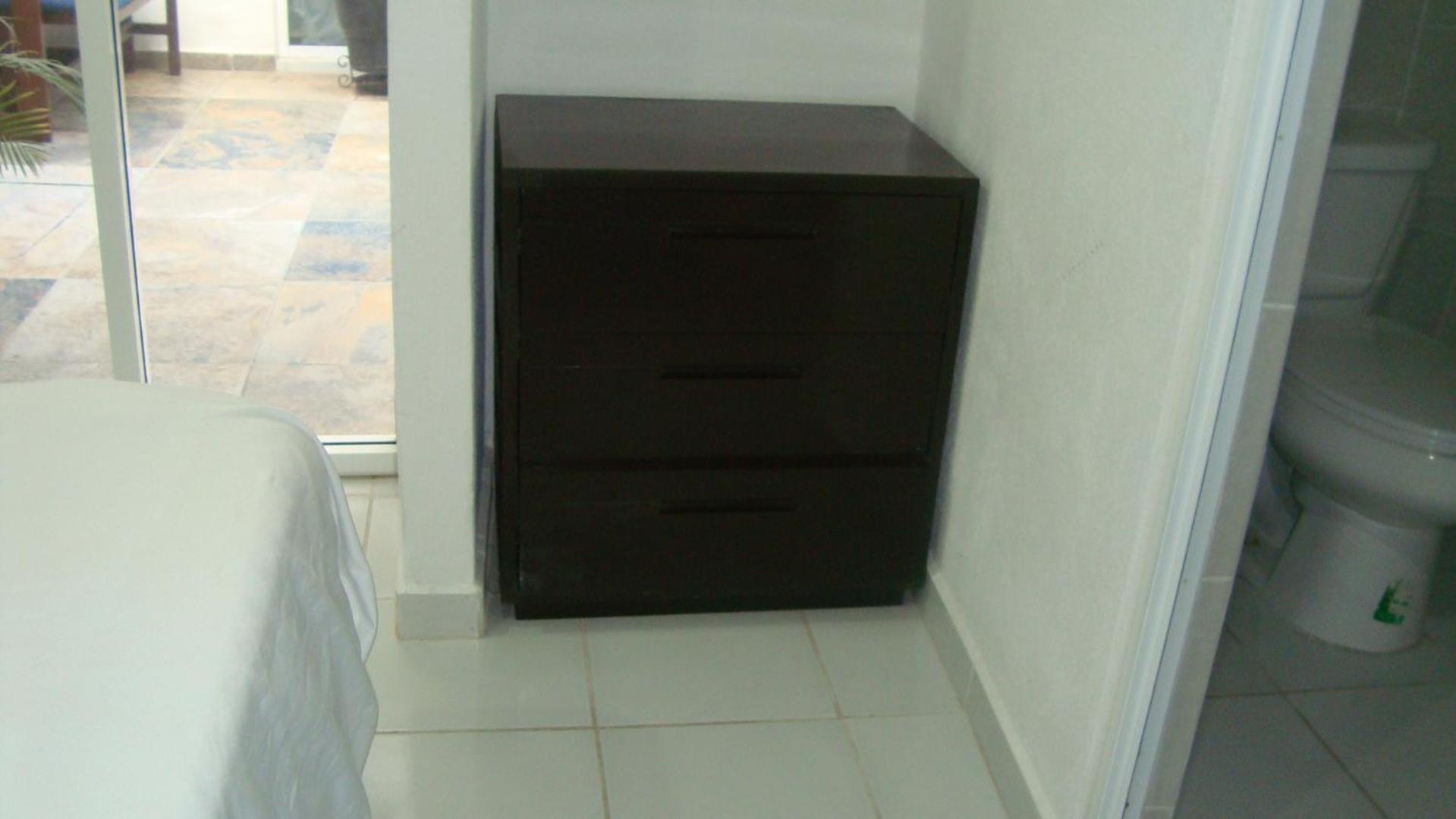 Suite - Photo 3