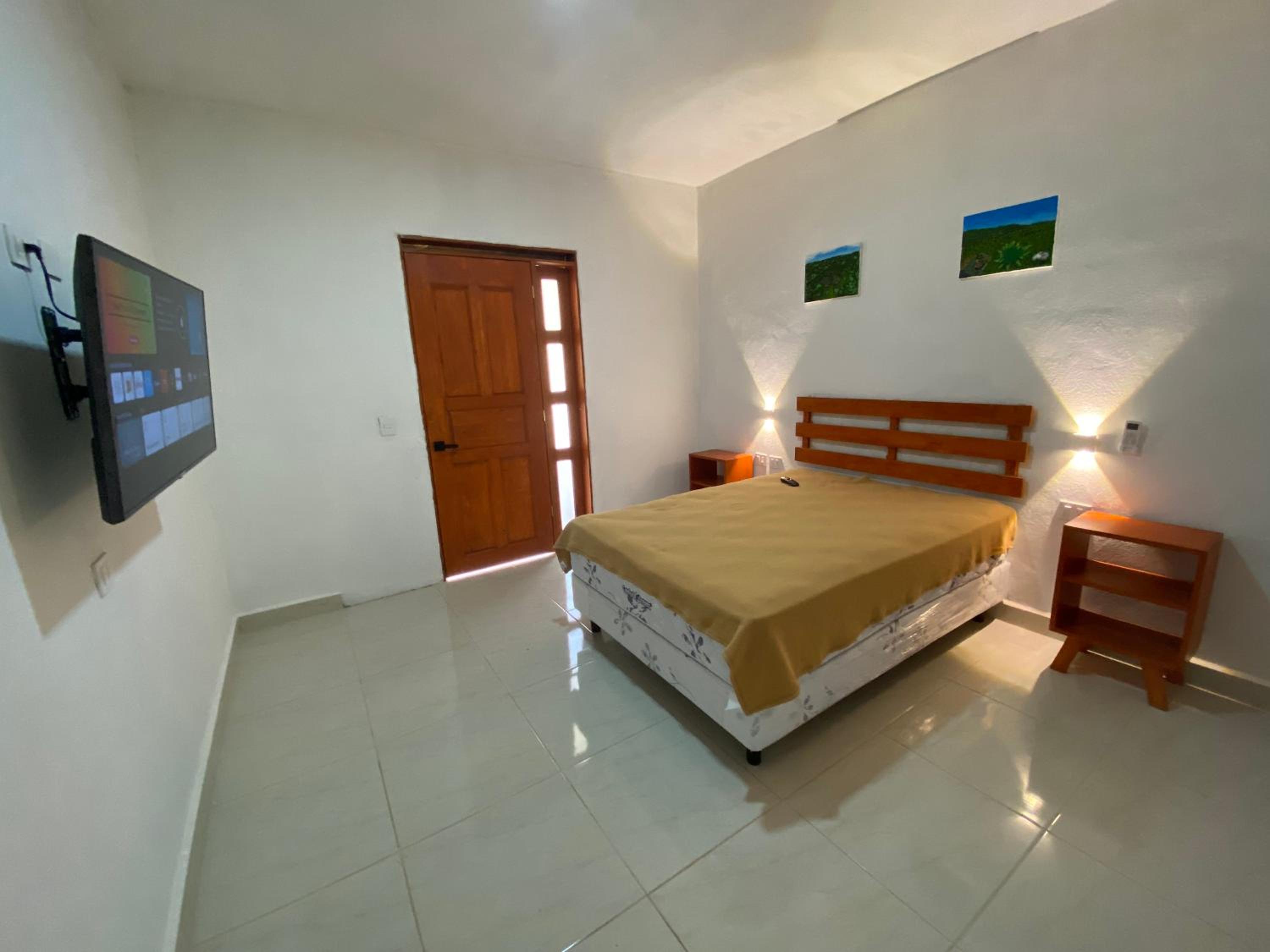 Standard Double Room - Photo 6