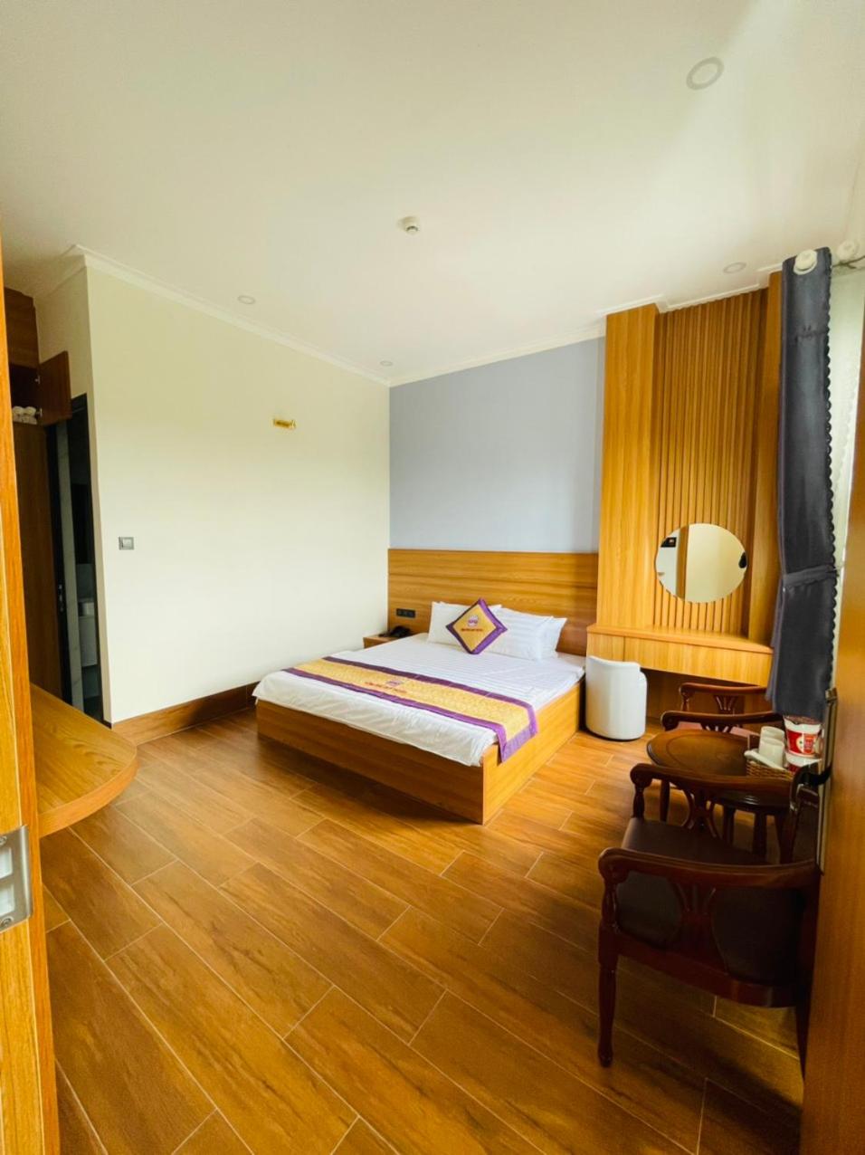 King Room with Lake View photo 1