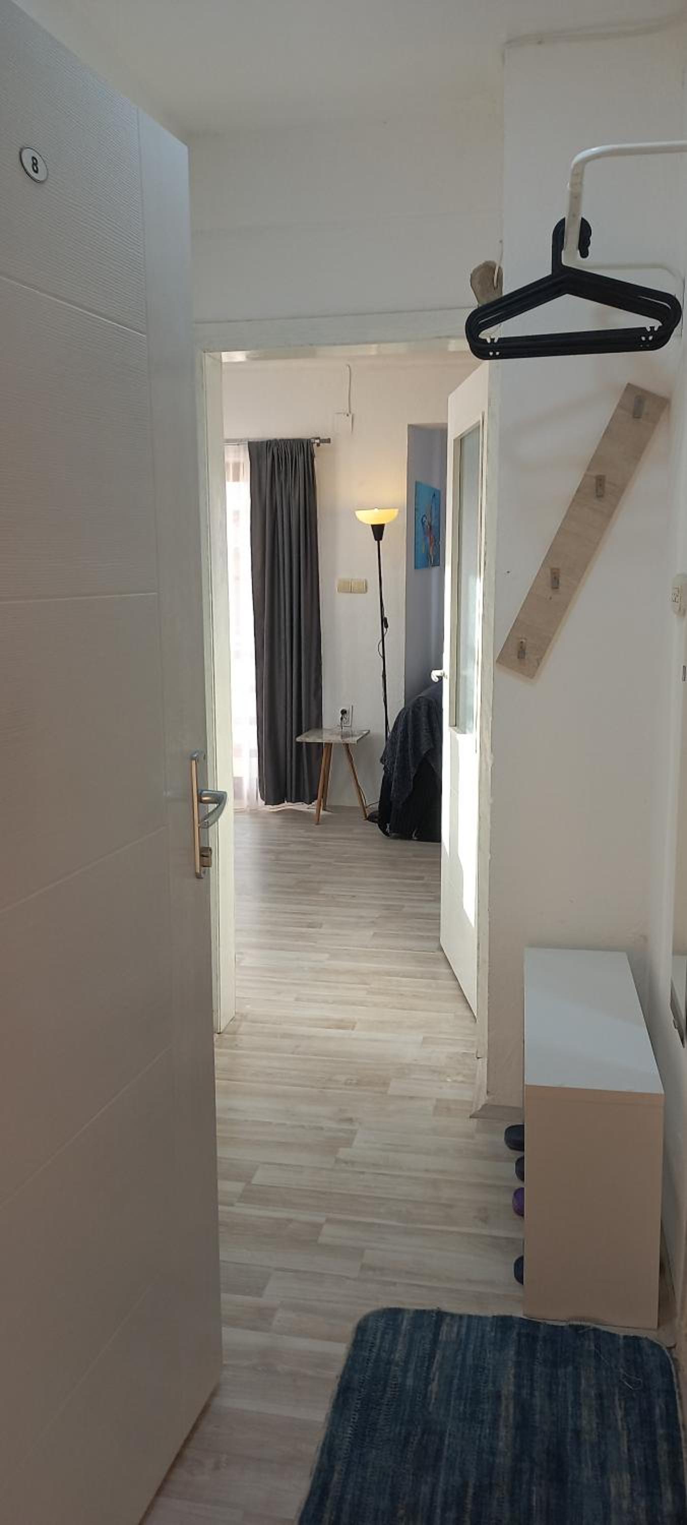 One-Bedroom Apartment photo 3