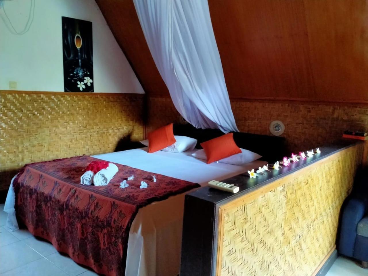 Deluxe Room - Photo 18