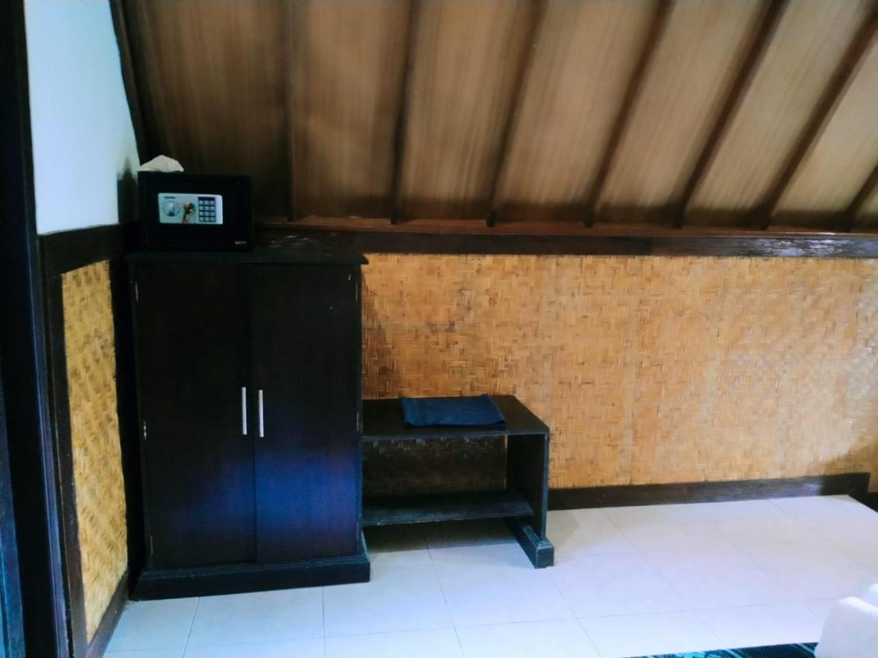 Deluxe Room - Photo 11
