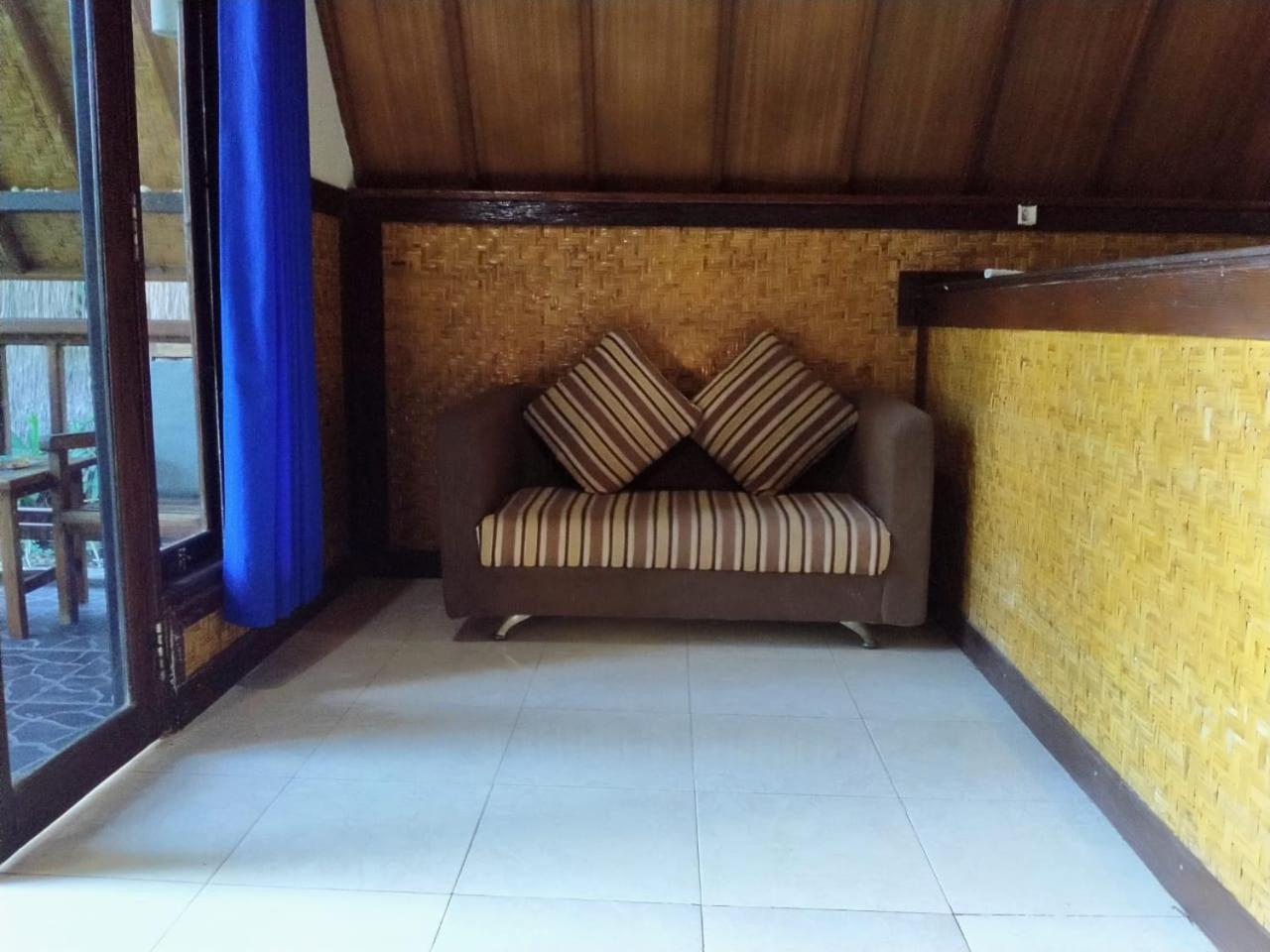 Deluxe Room - Photo 15