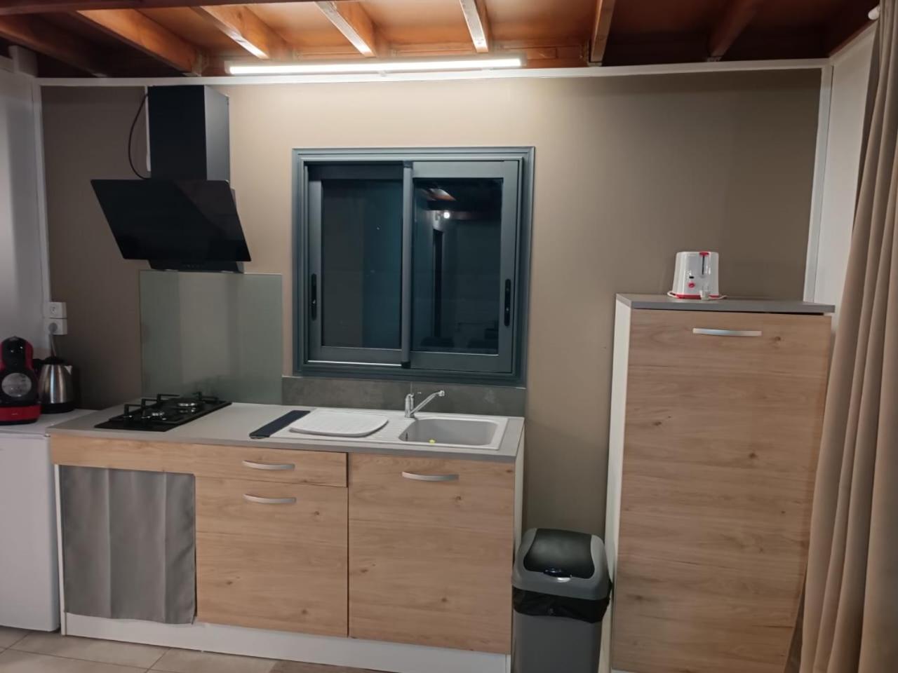 Two-Bedroom House photo 3