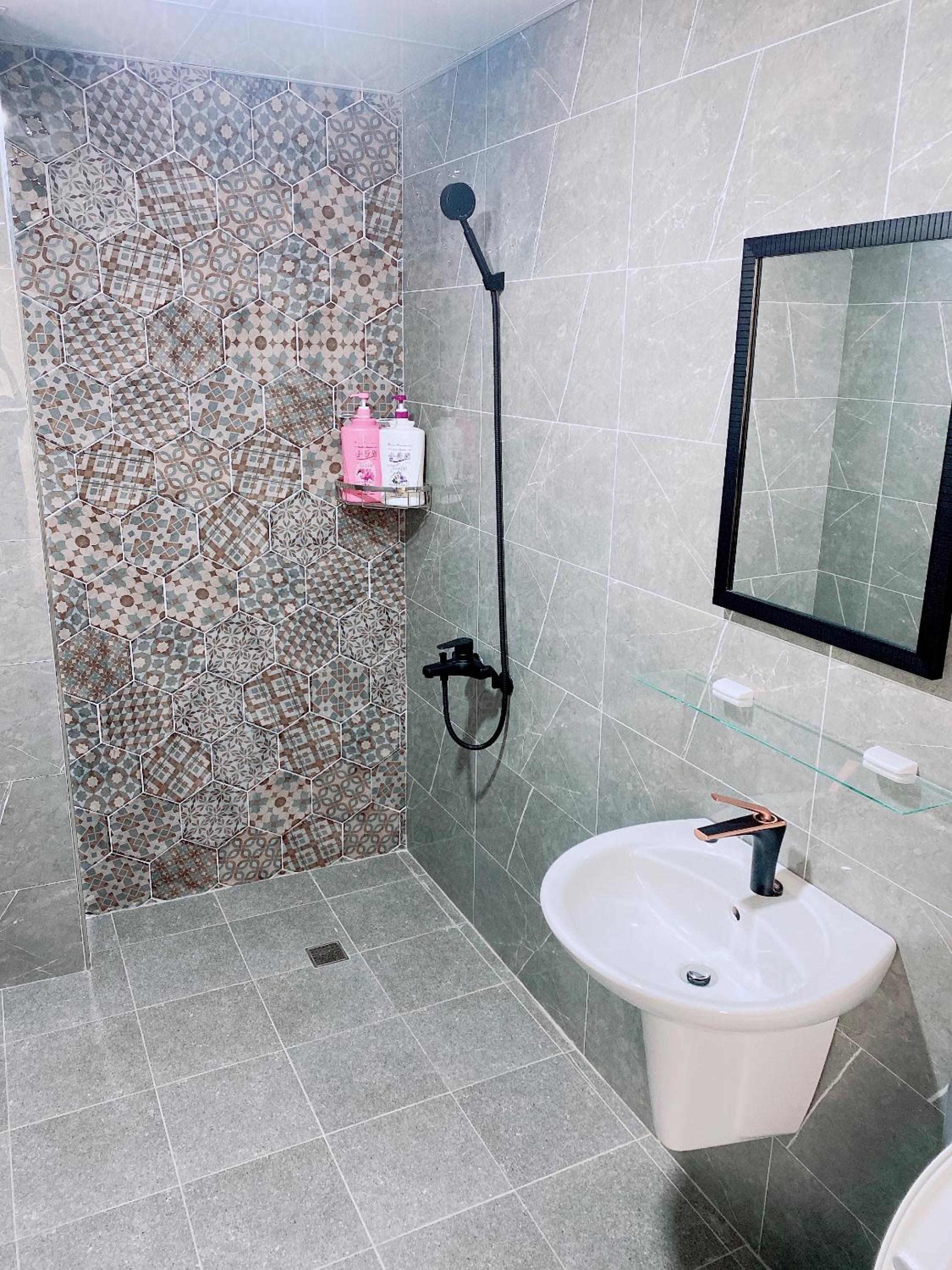 Triple Room with Private Bathroom photo 2