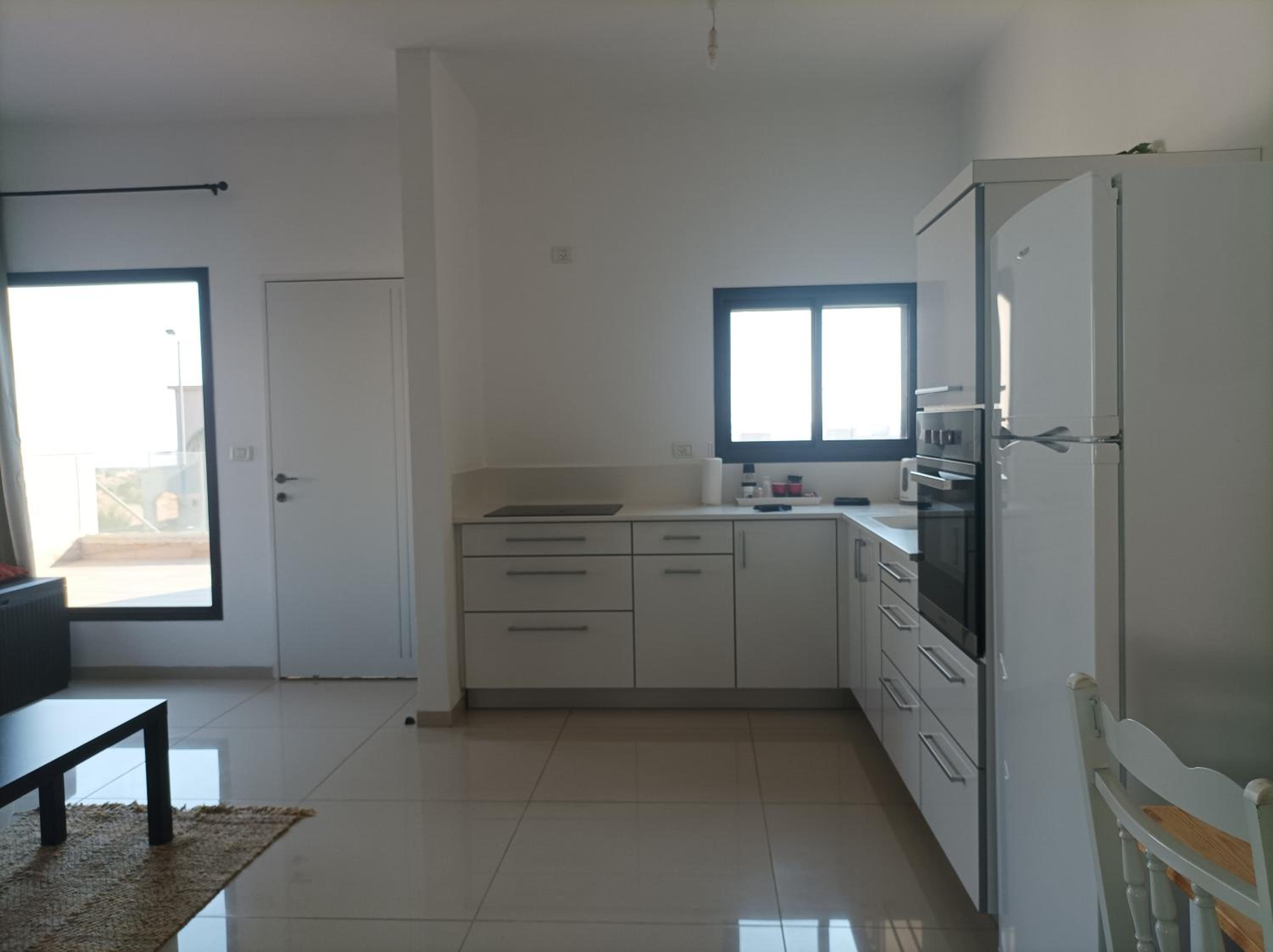 One-Bedroom Apartment - Photo 7
