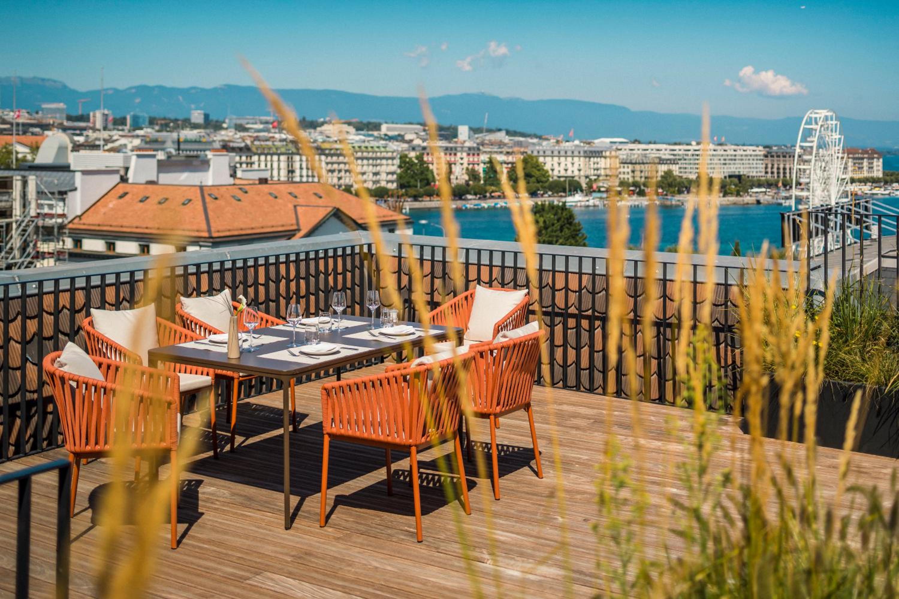 Two-Bedroom Suite with Rooftop Terrace photo 2