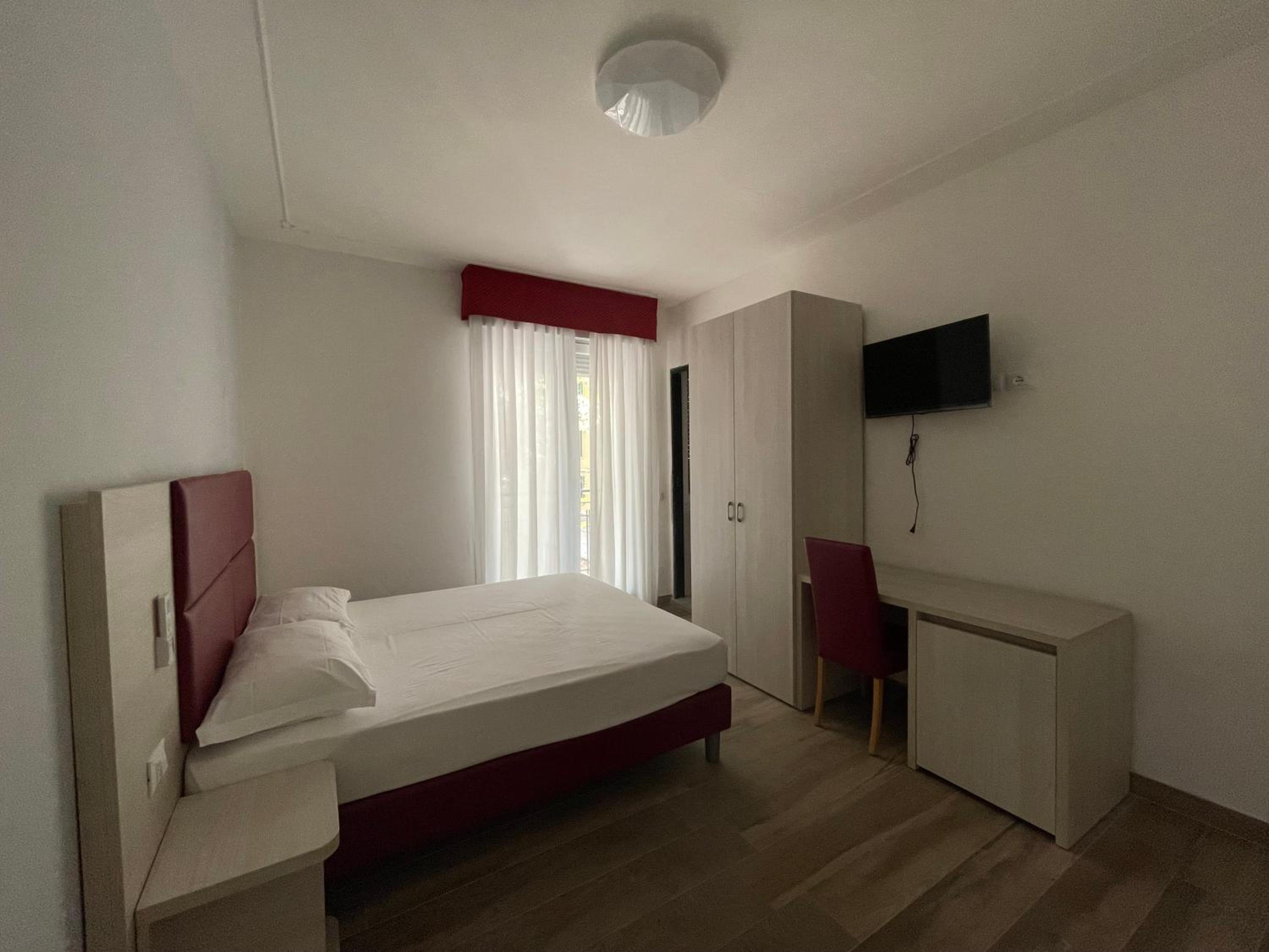 Triple Room - Photo 4