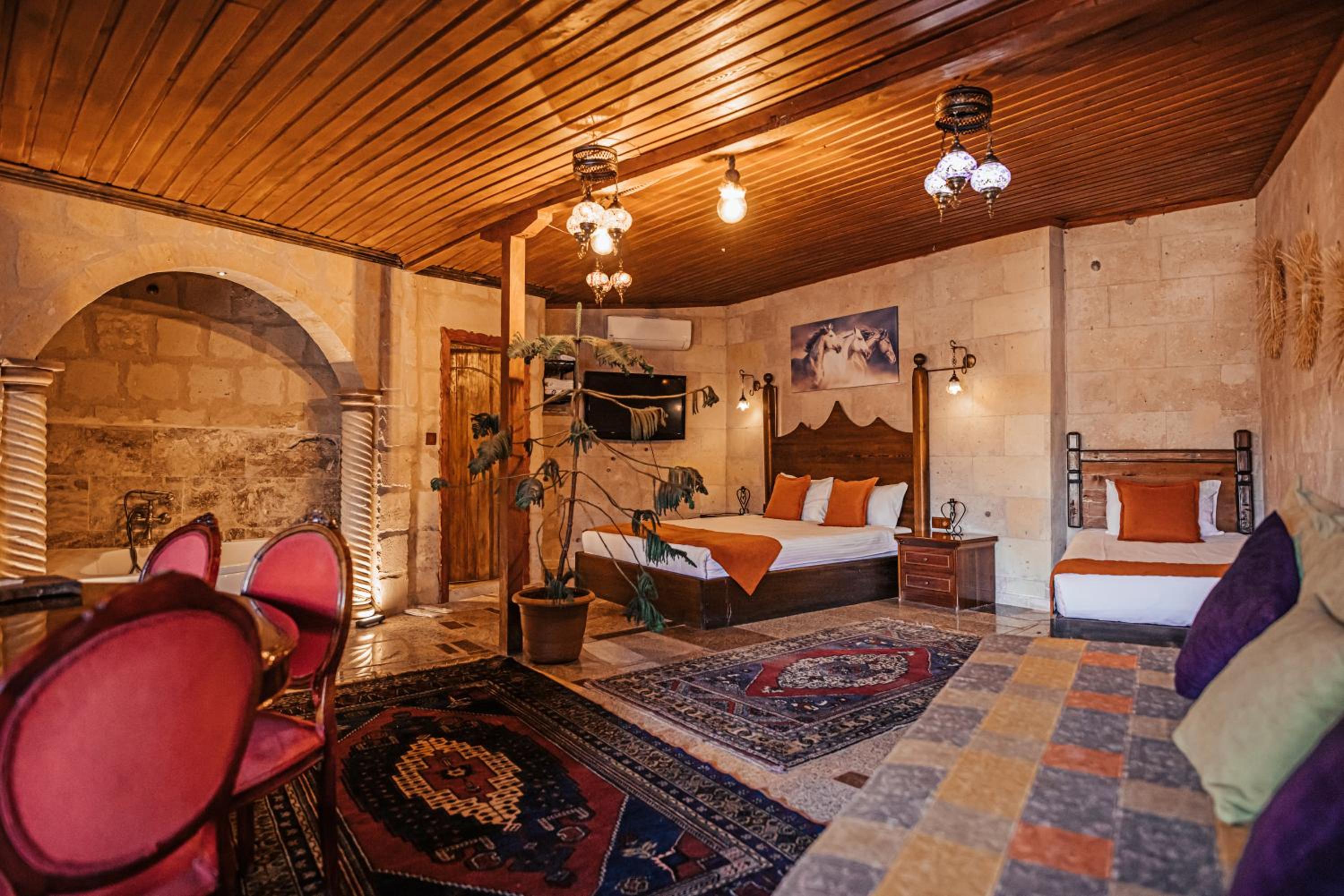 Family Suite - Photo 6