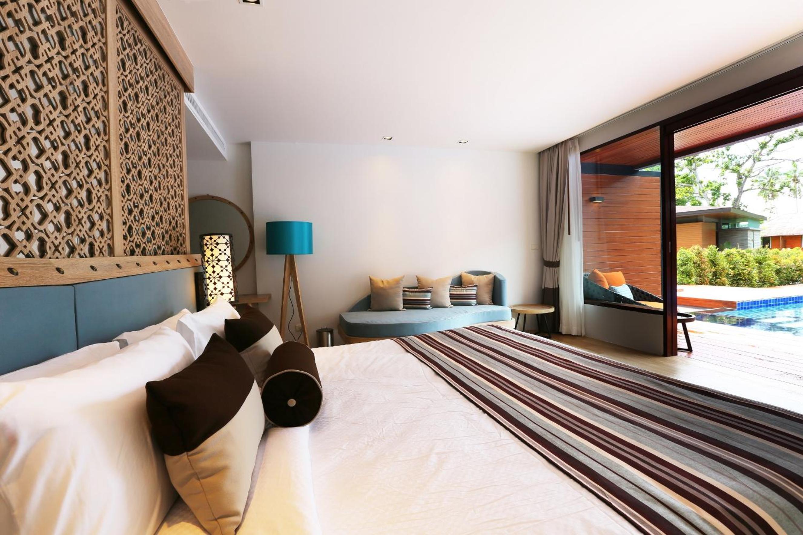 Deluxe Pool Access Double Room photo 1